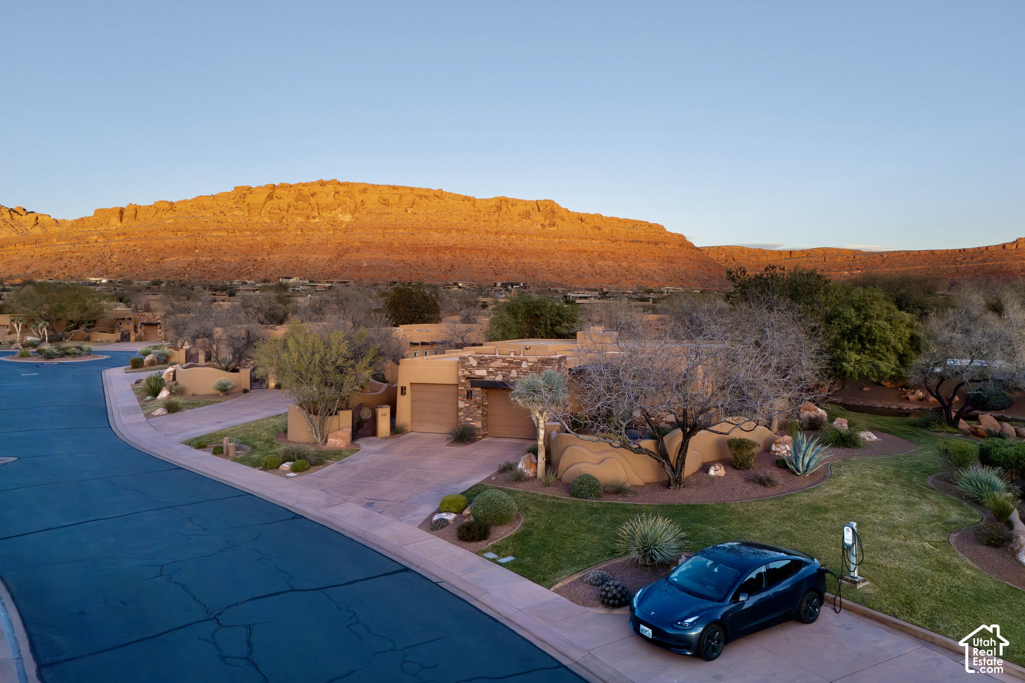 main property photo 8