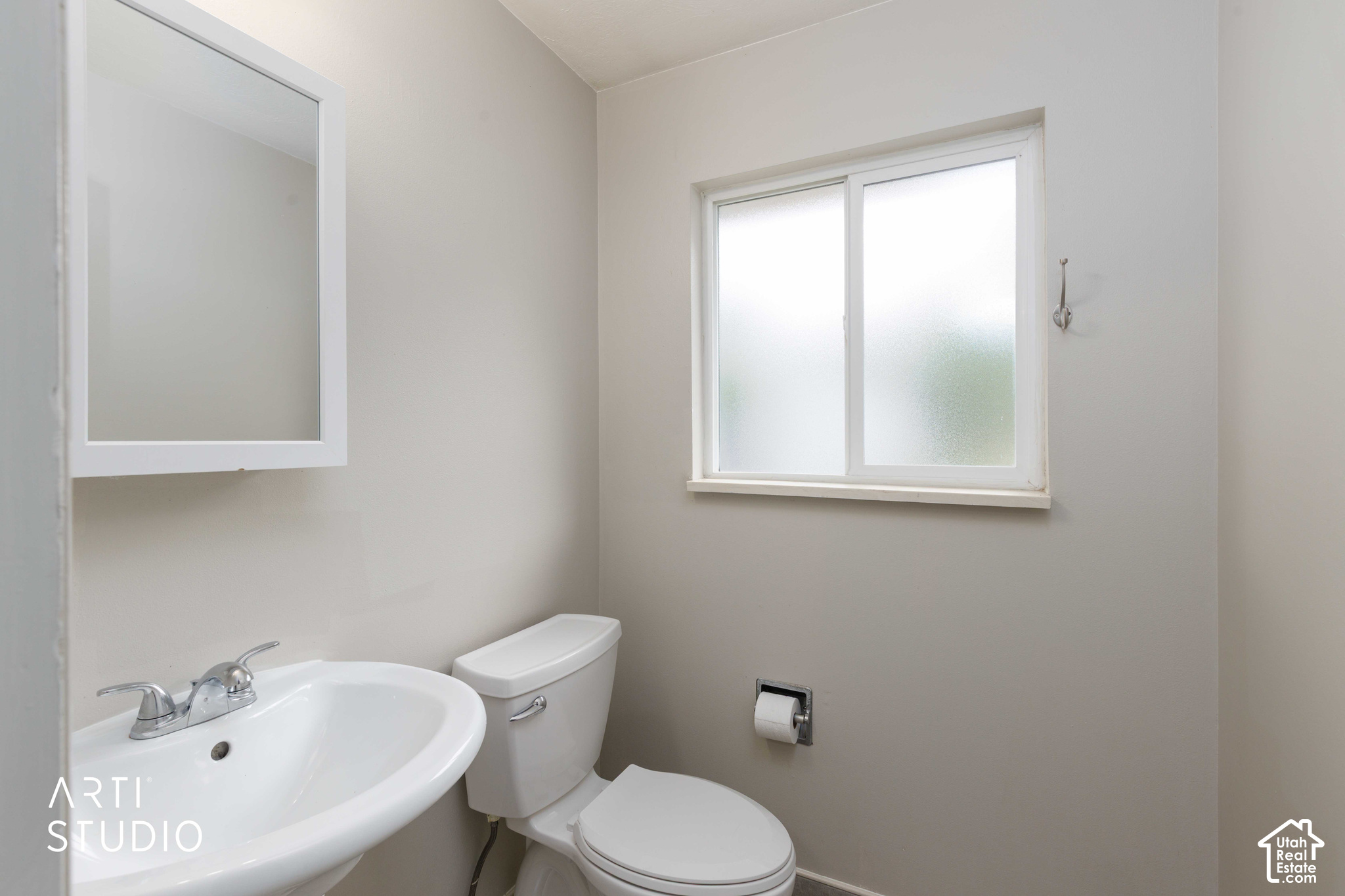 main property photo 11