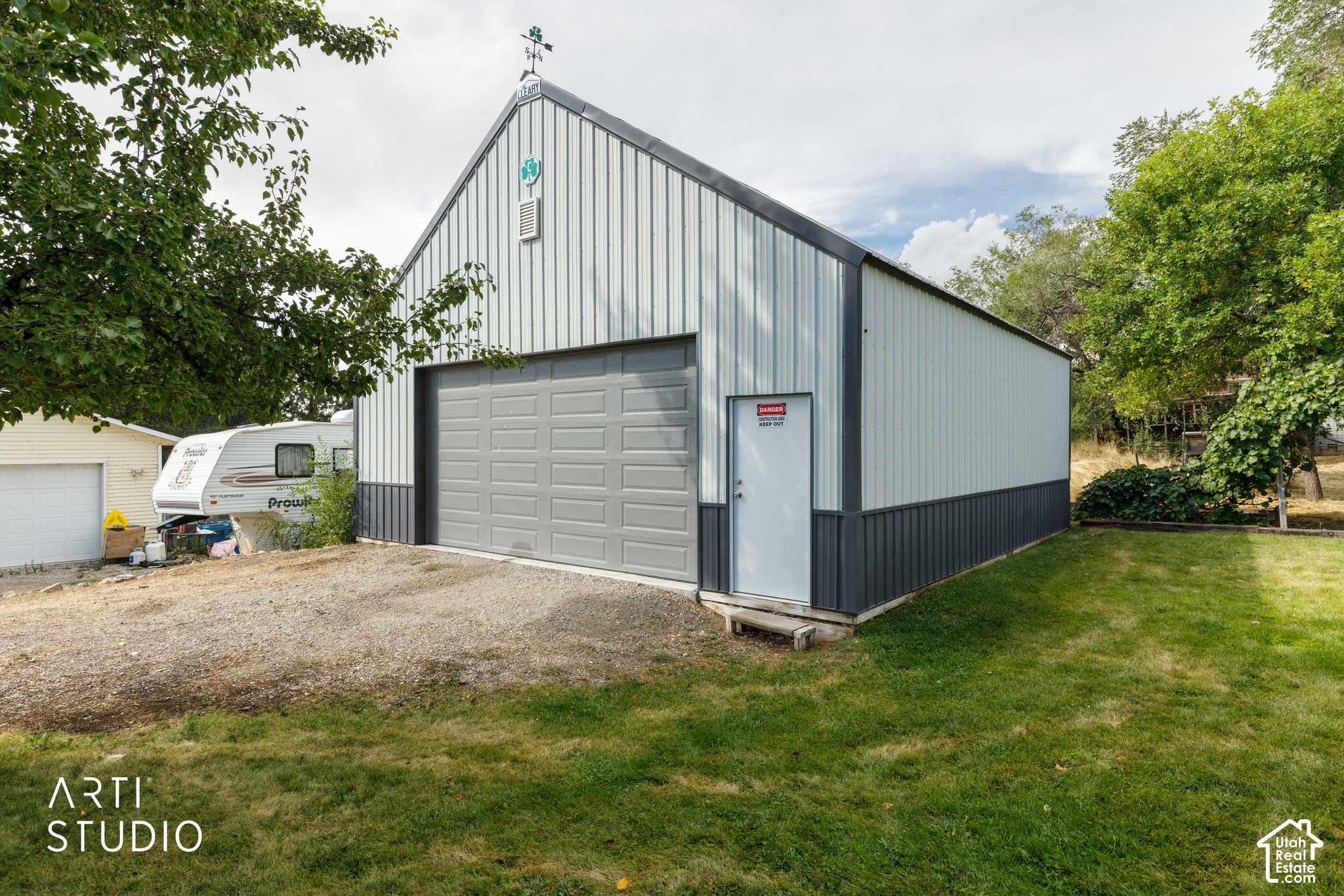 main property photo 35