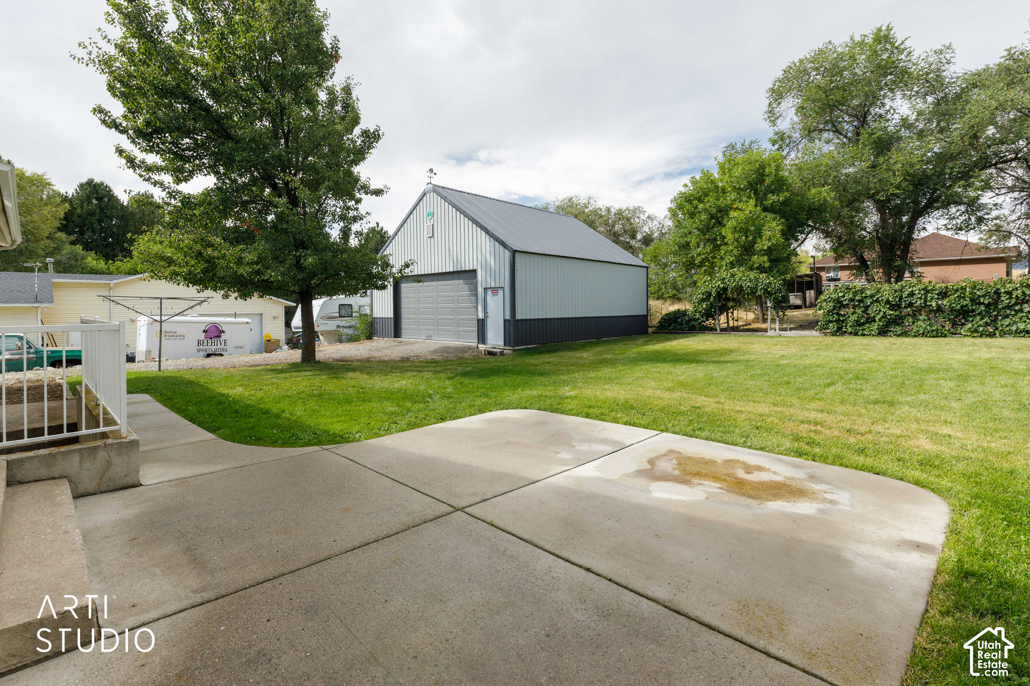 main property photo 45