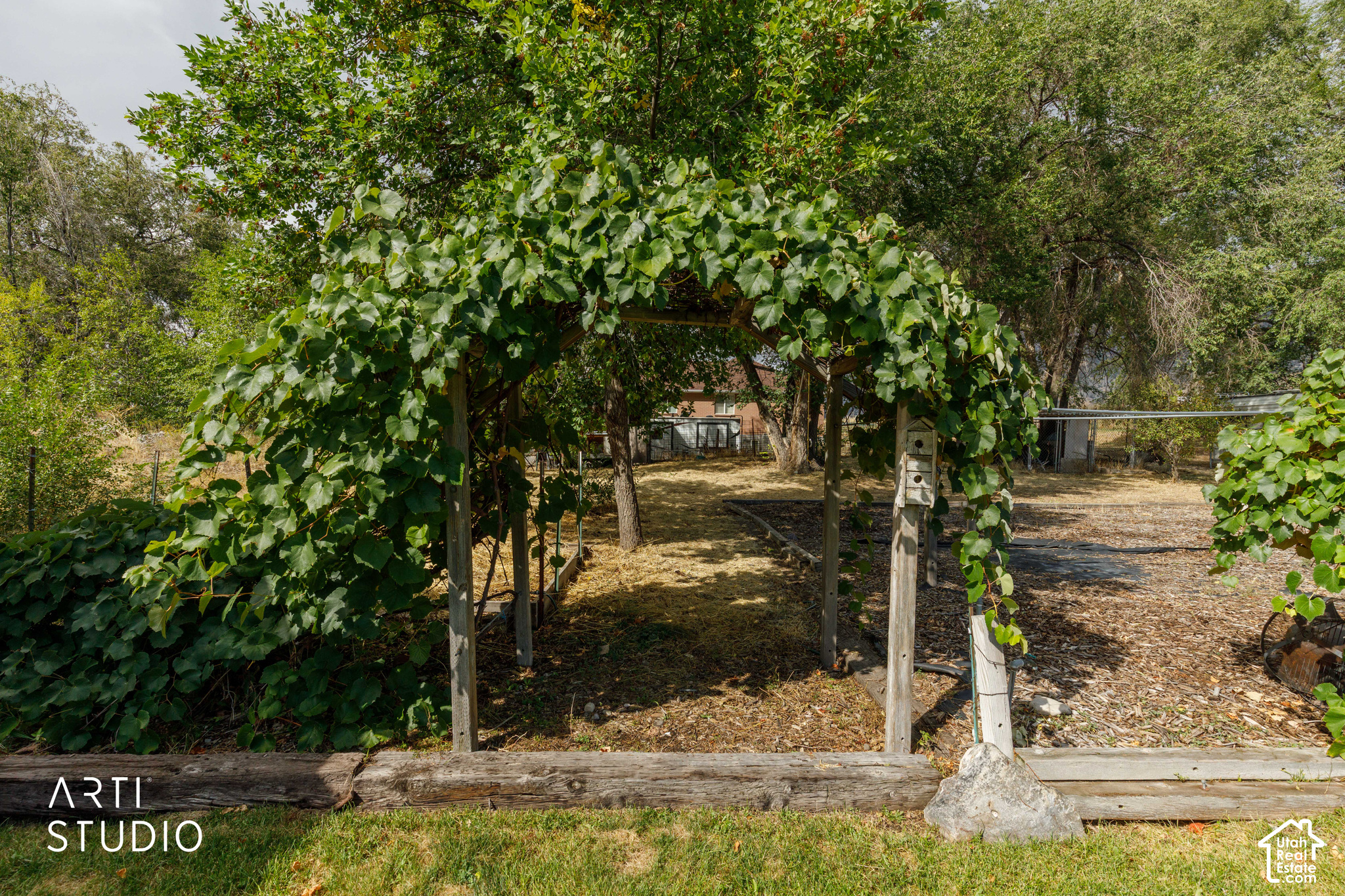 main property photo 47