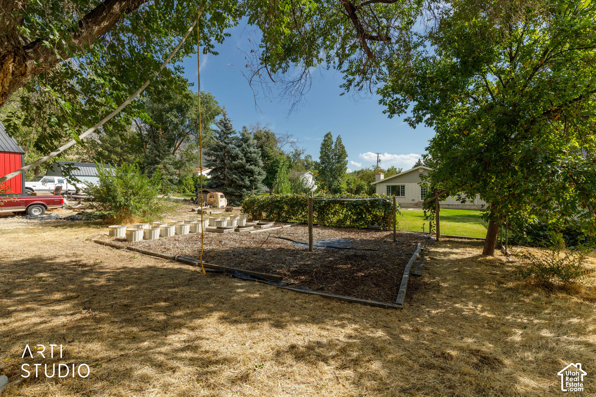 main property photo 50