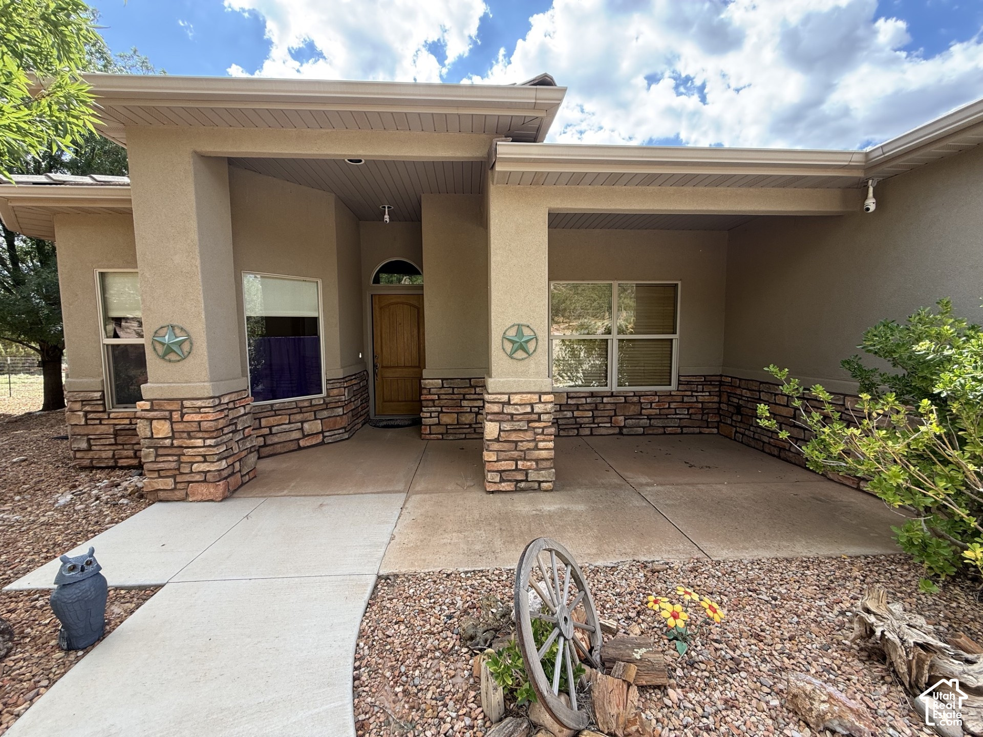 main property photo 7