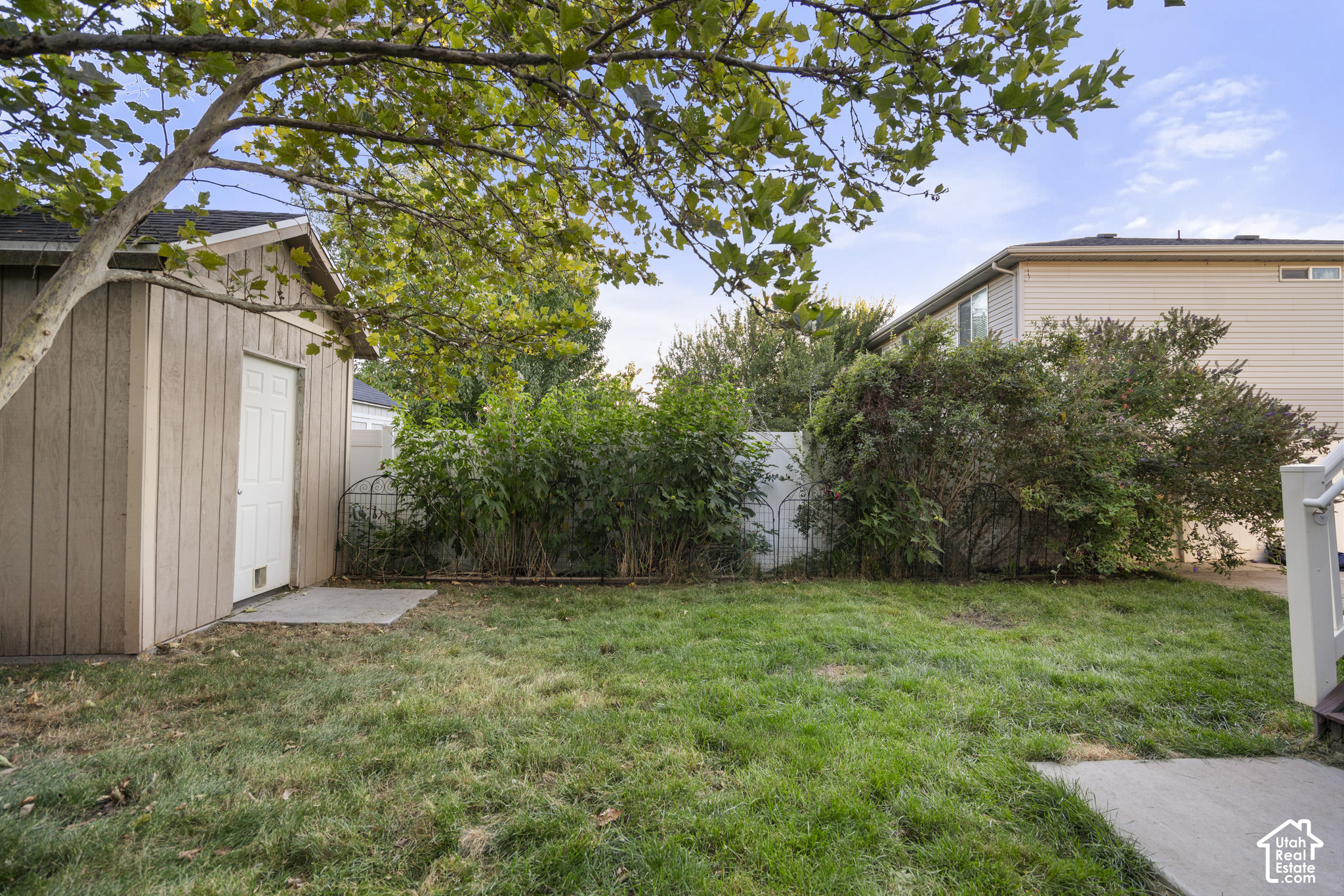 main property photo 31