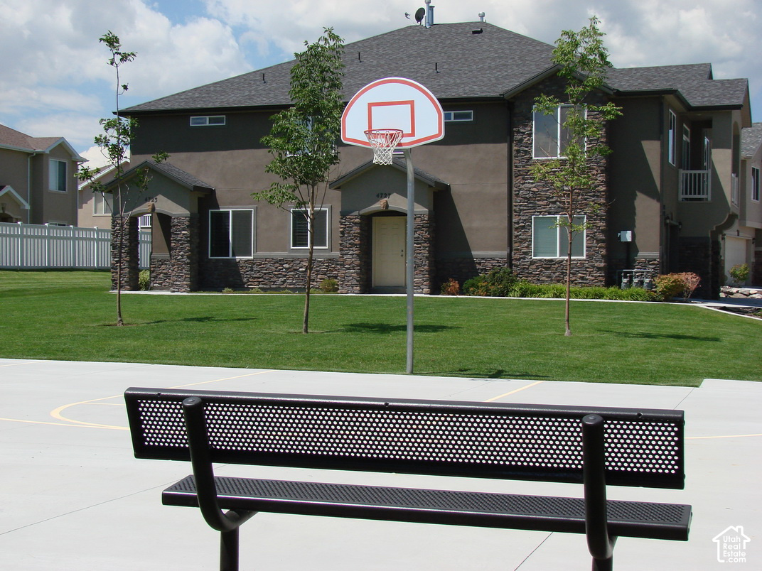 main property photo 22