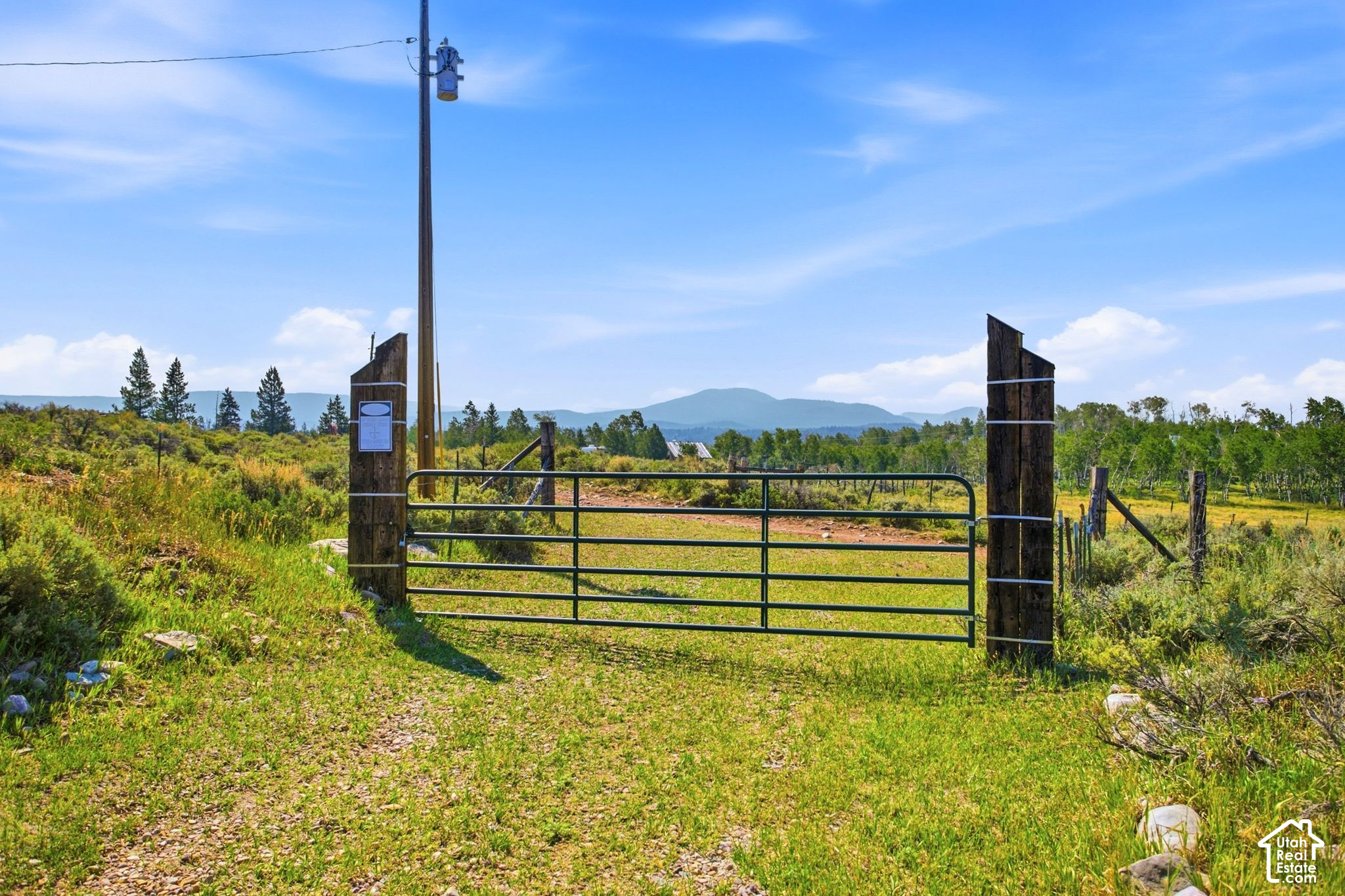 main property photo 74