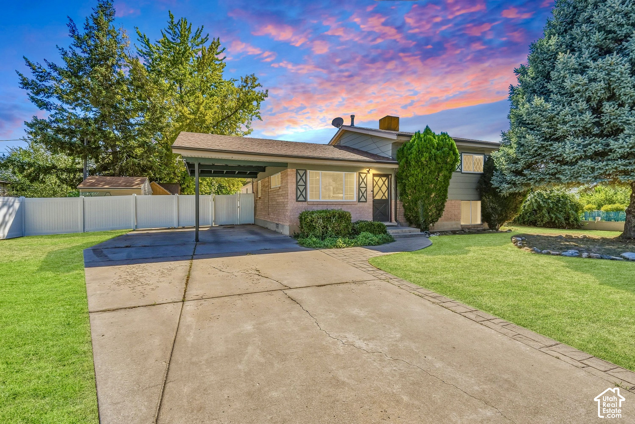 main property photo 2