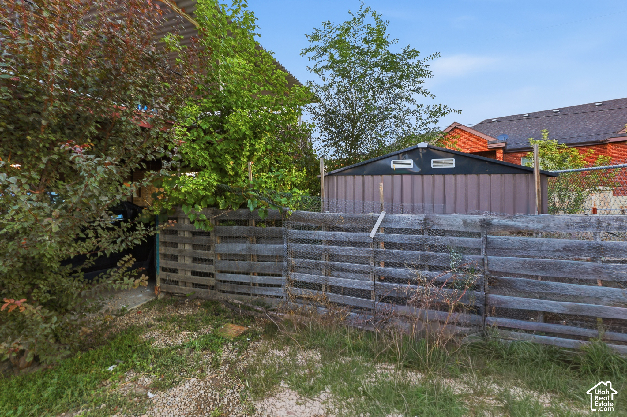 main property photo 13
