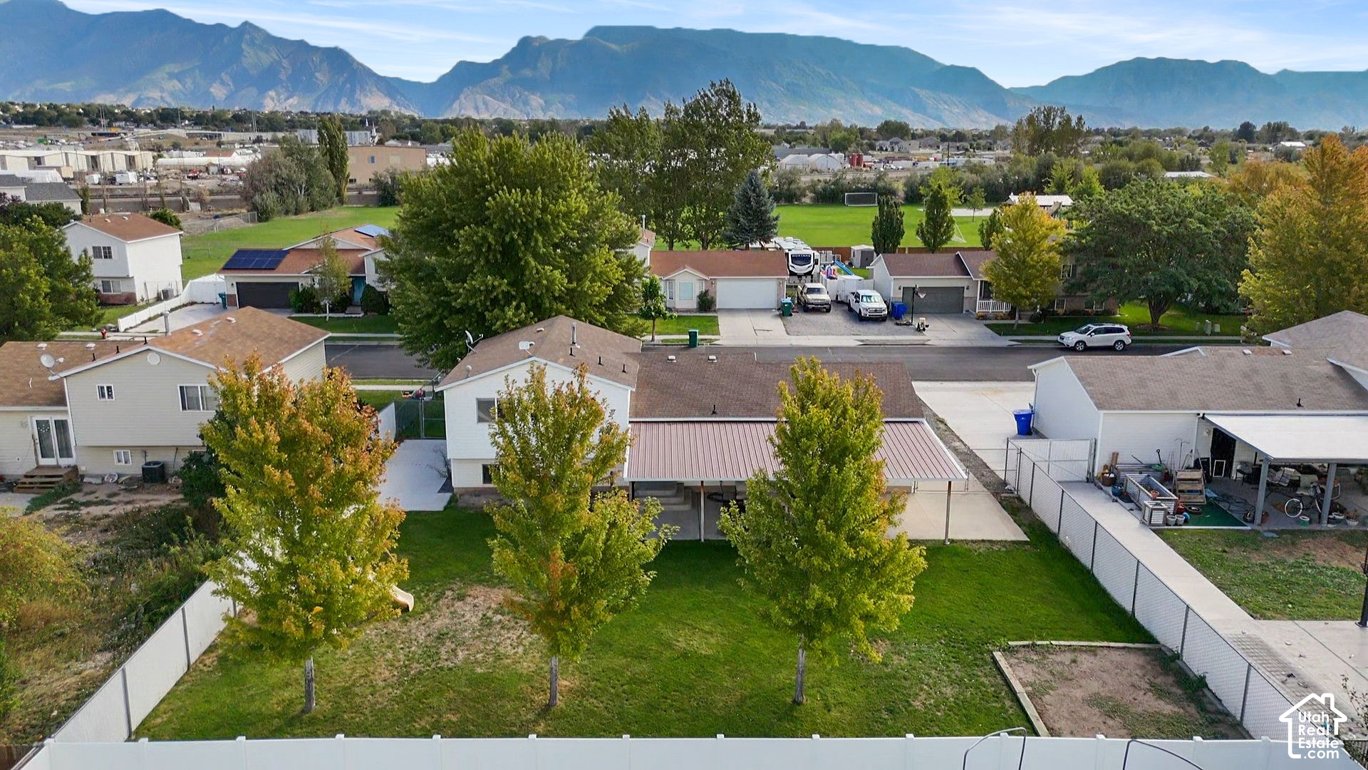 main property photo 35