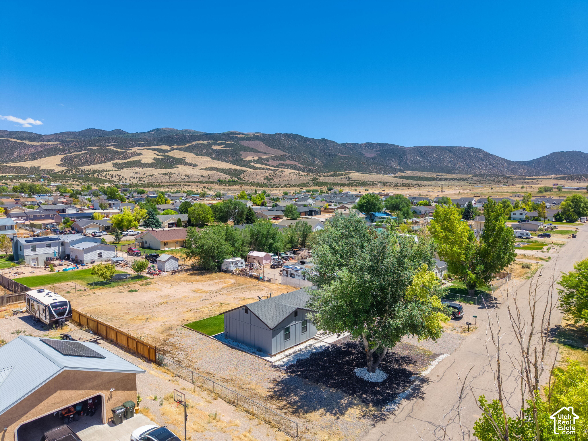 main property photo 54