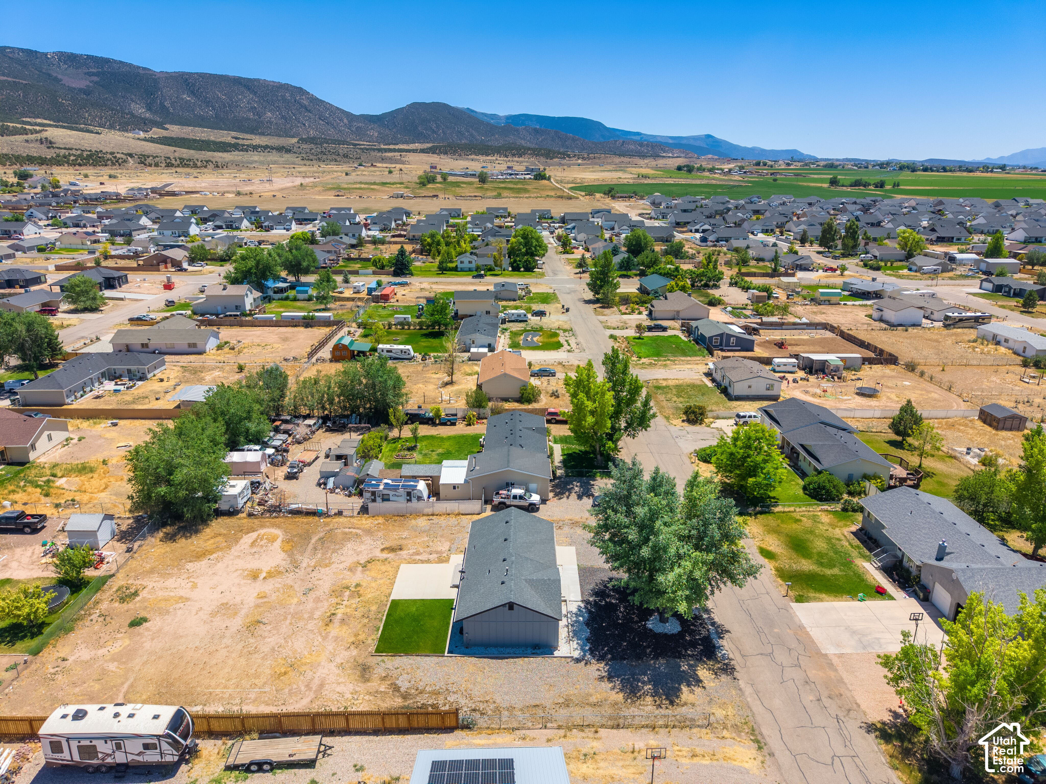 main property photo 61