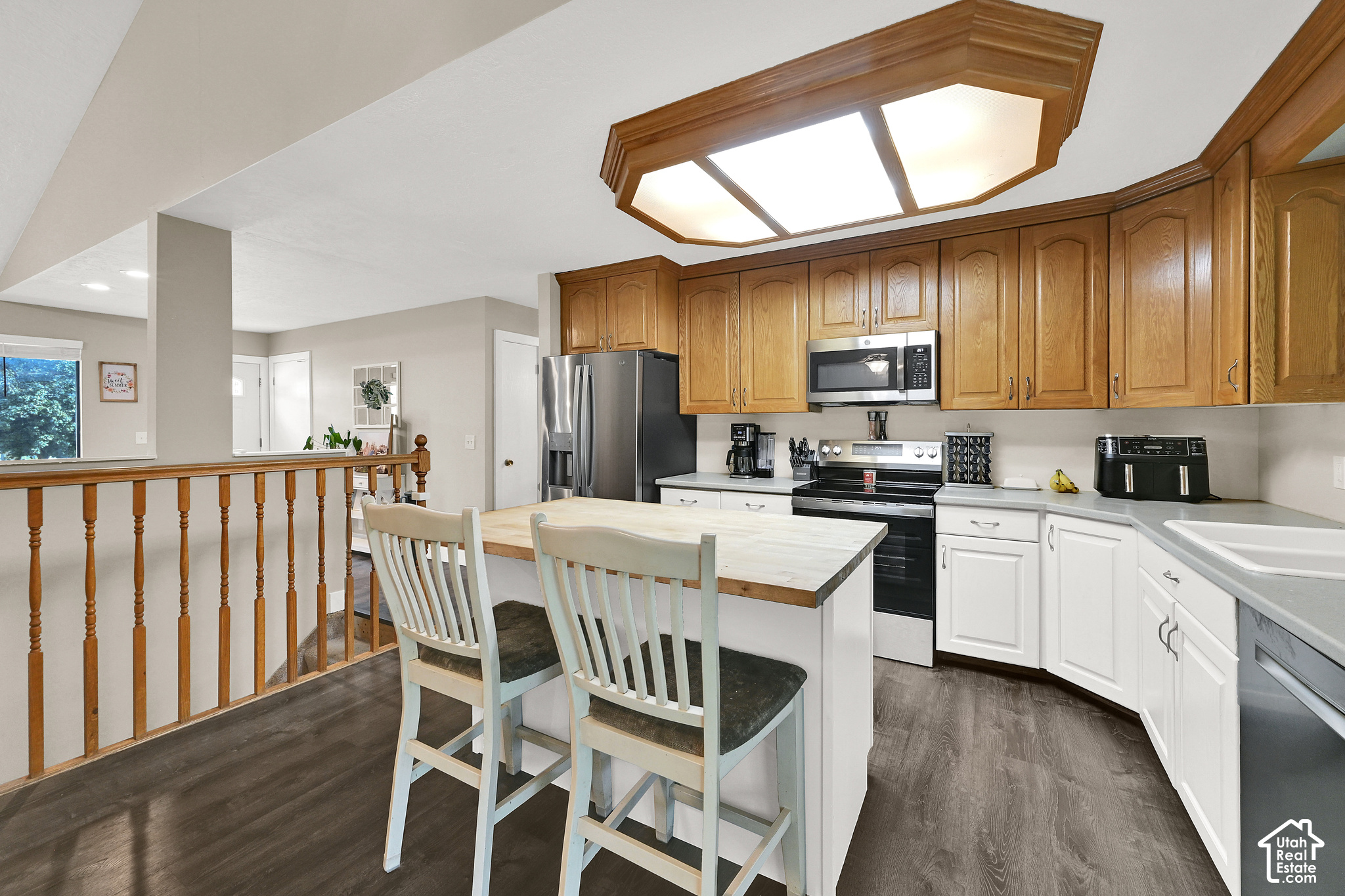 main property photo 11