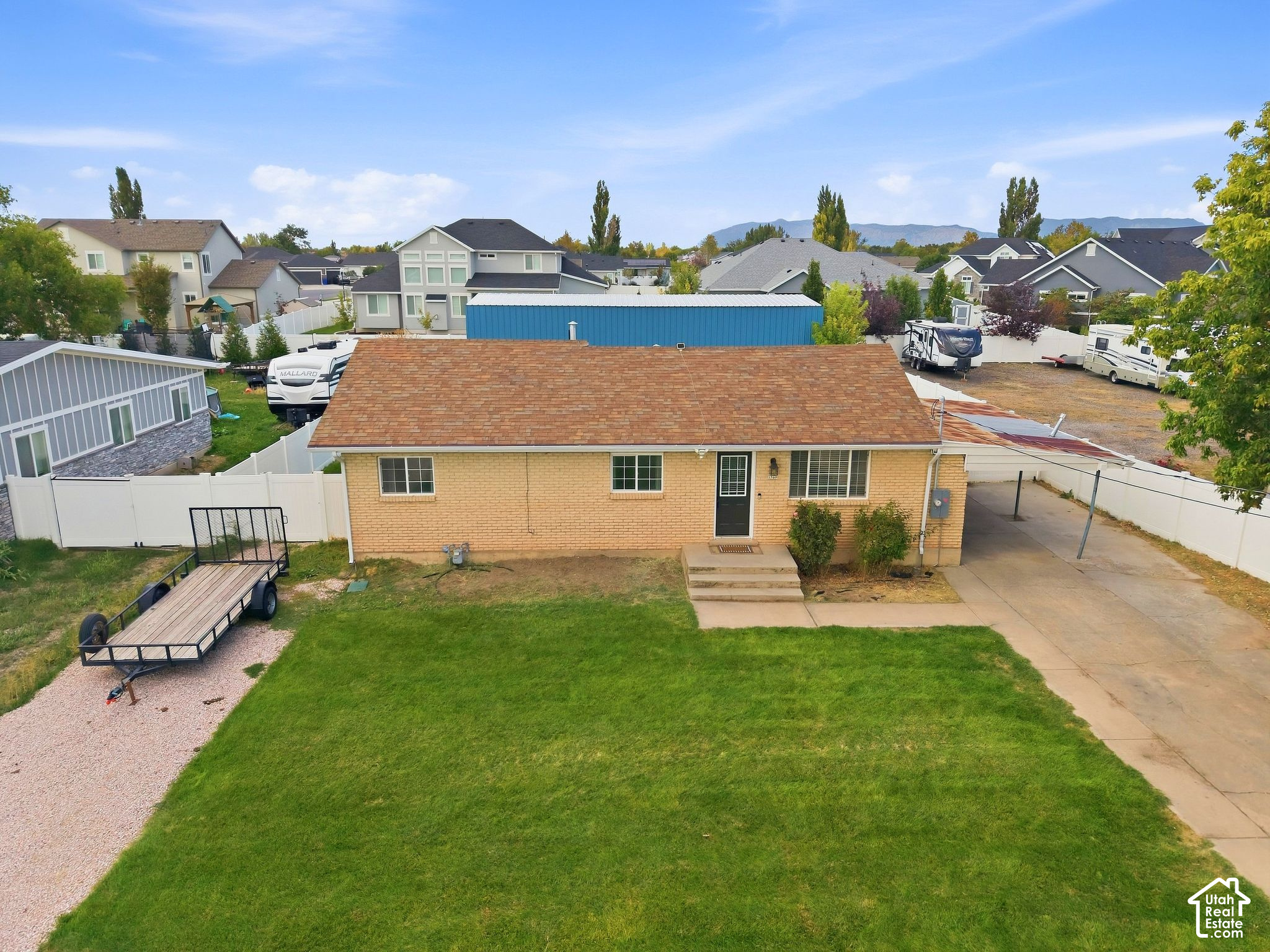 main property photo 46