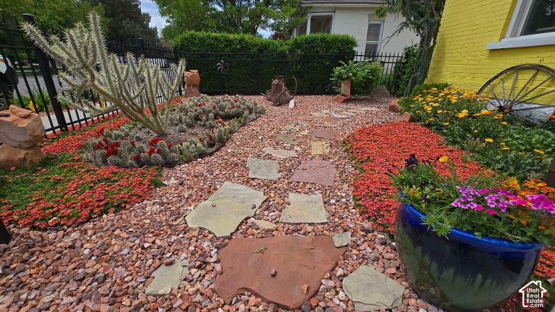 main property photo 15