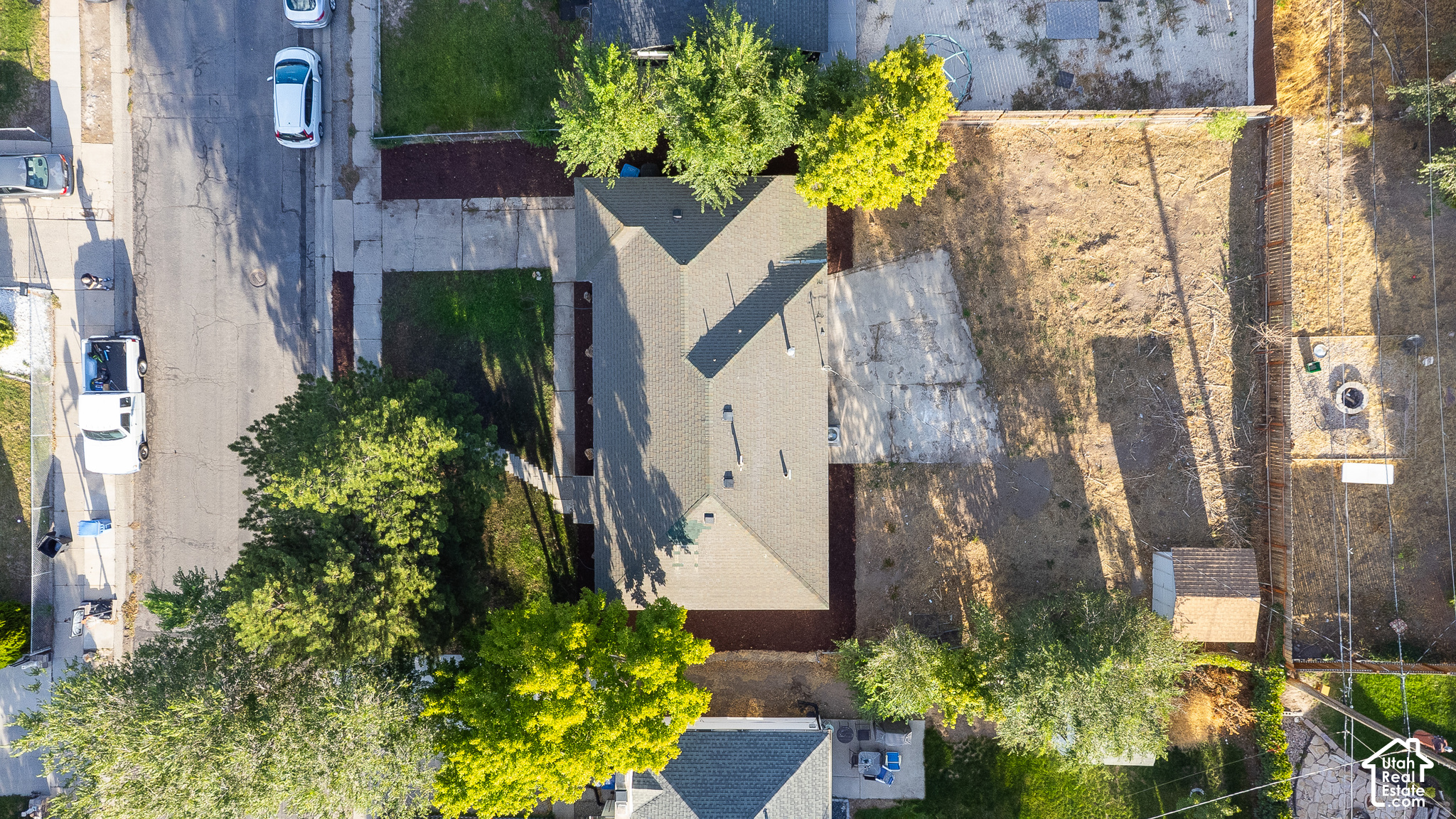 main property photo 14