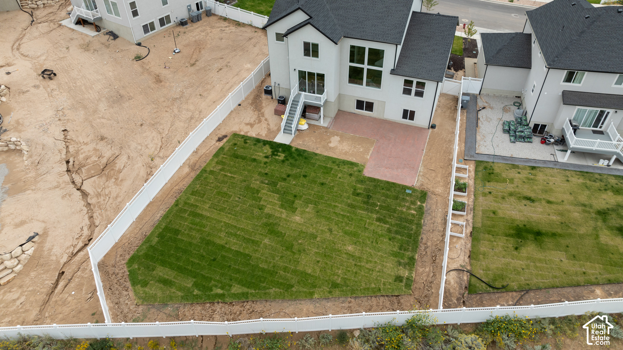 main property photo 42