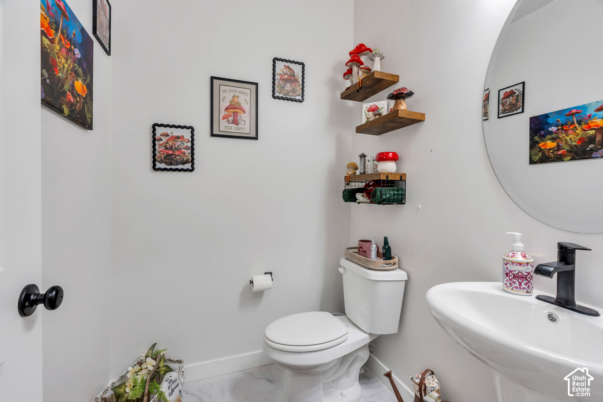 main property photo 4