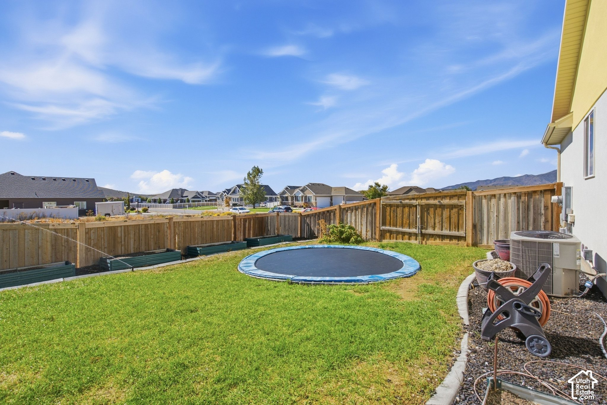 main property photo 70