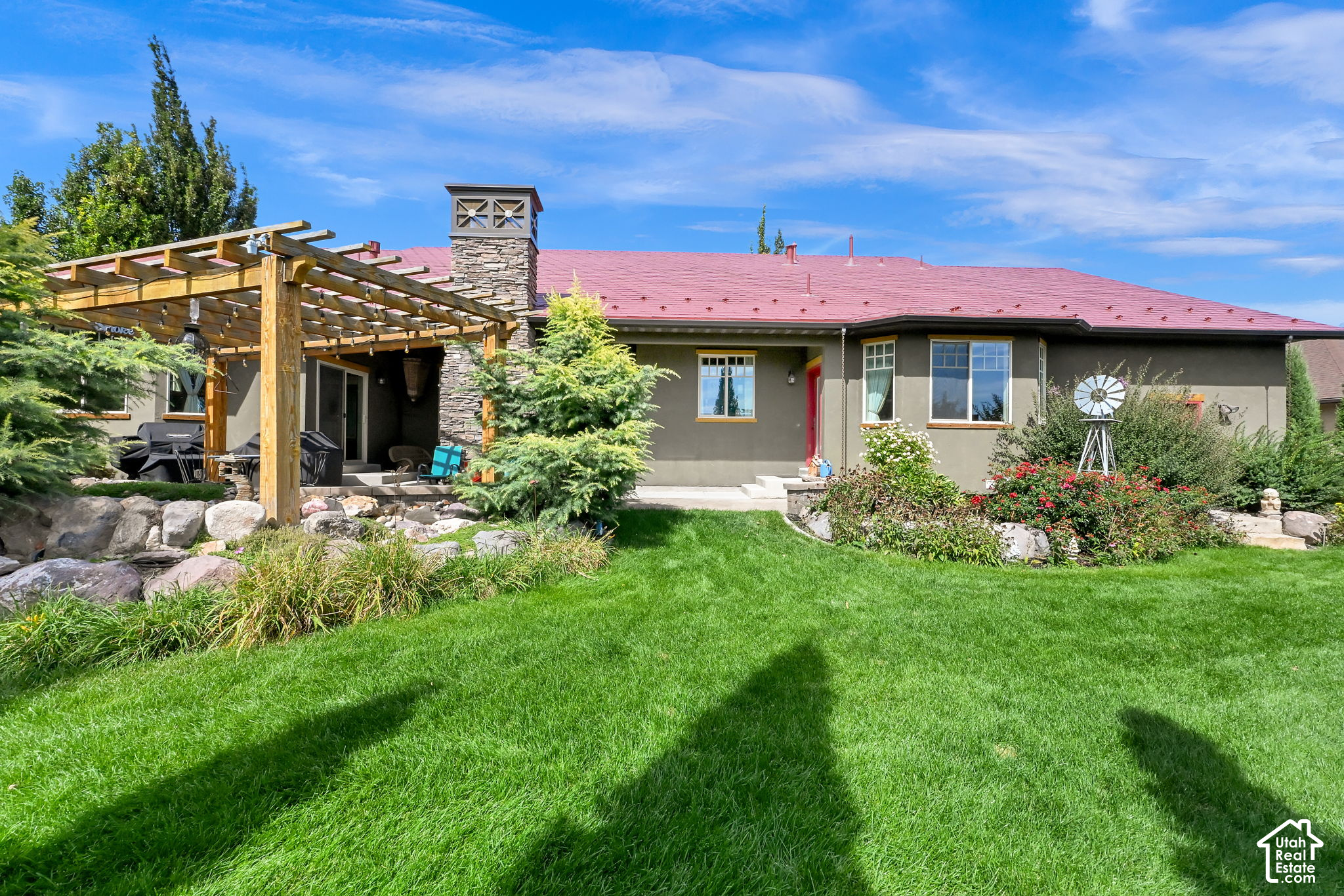 main property photo 48