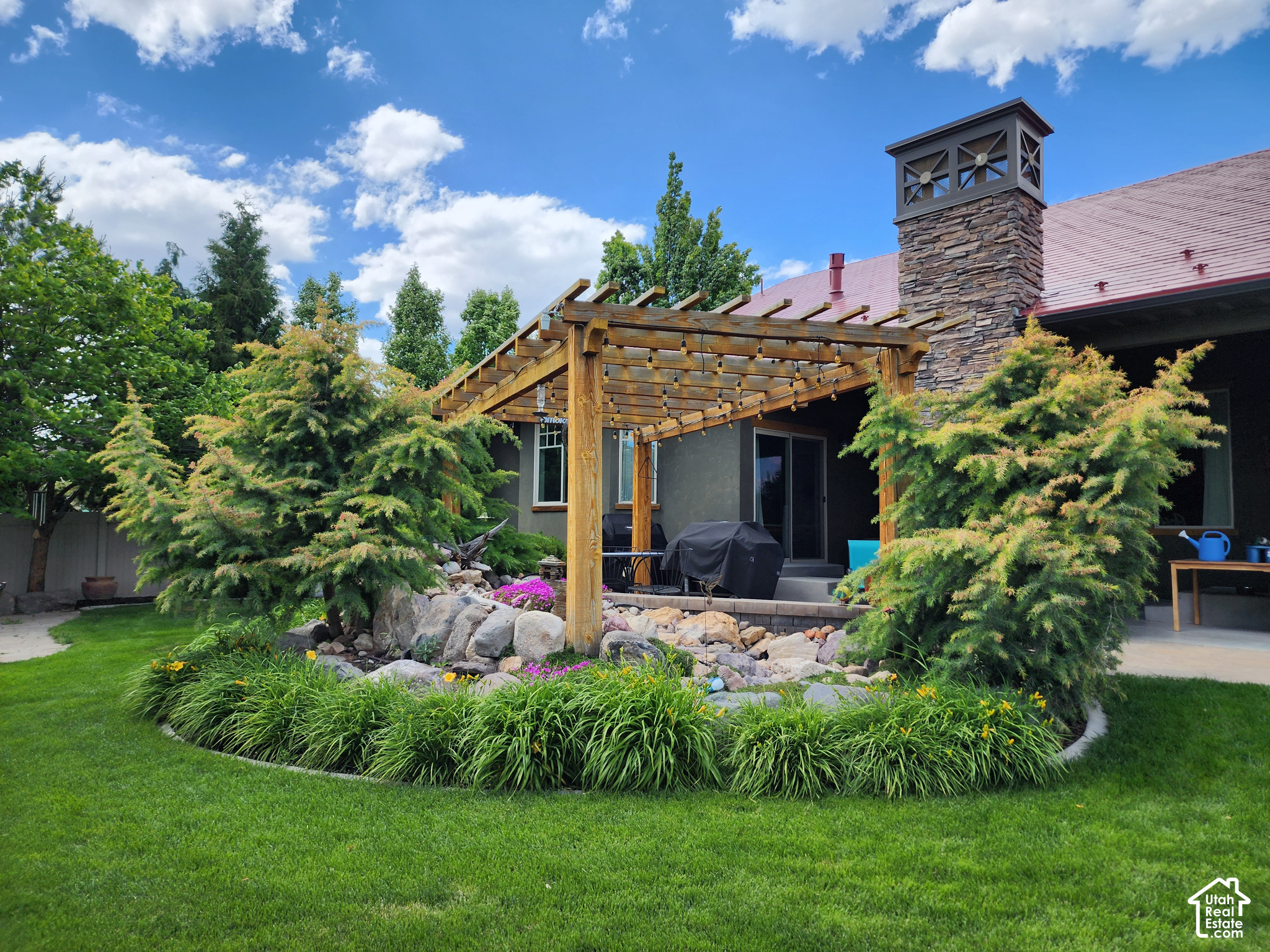 main property photo 49