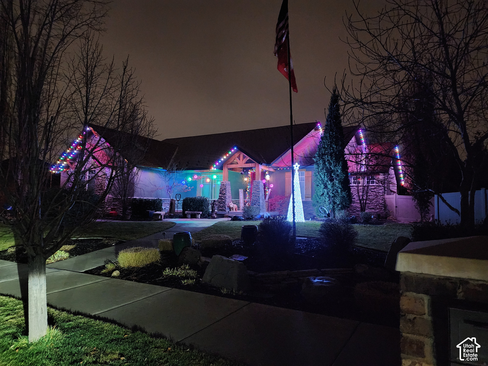 main property photo 59
