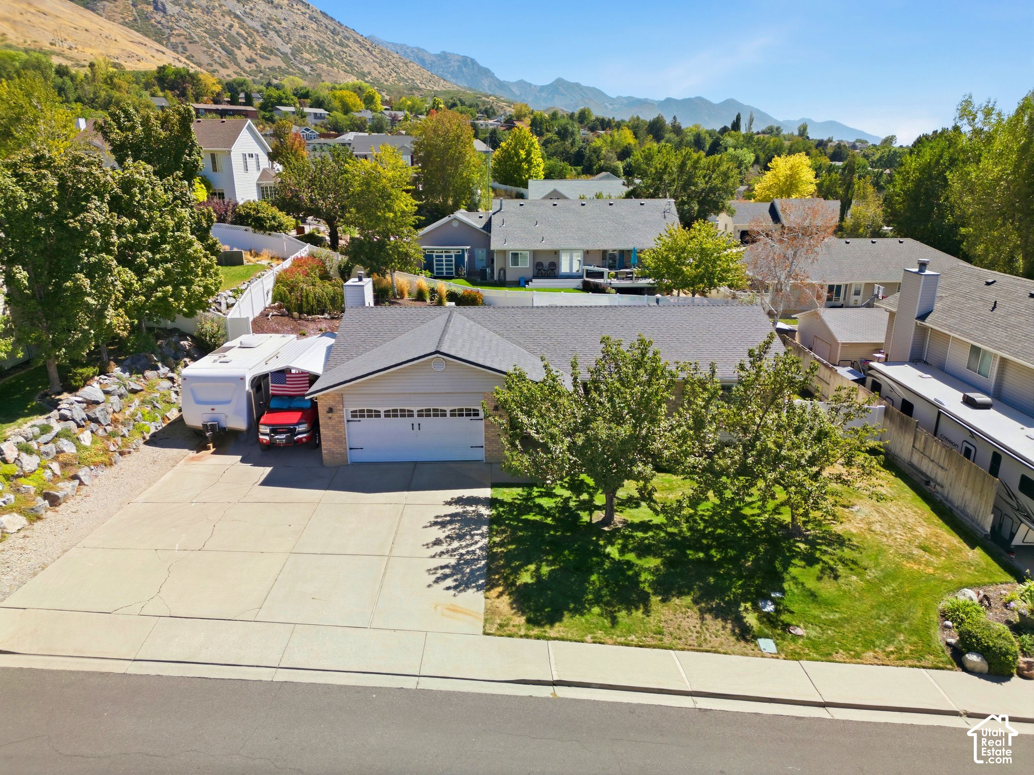 main property photo 81