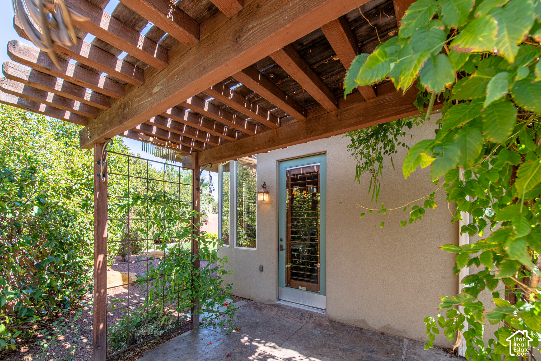 main property photo 26