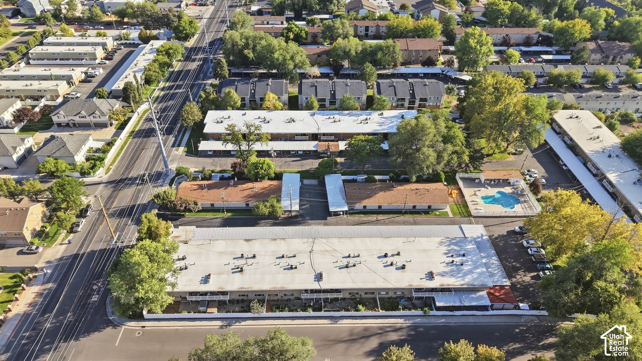 main property photo 17