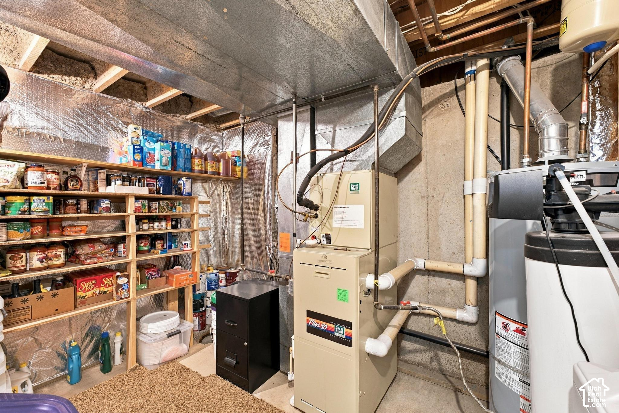 main property photo 14