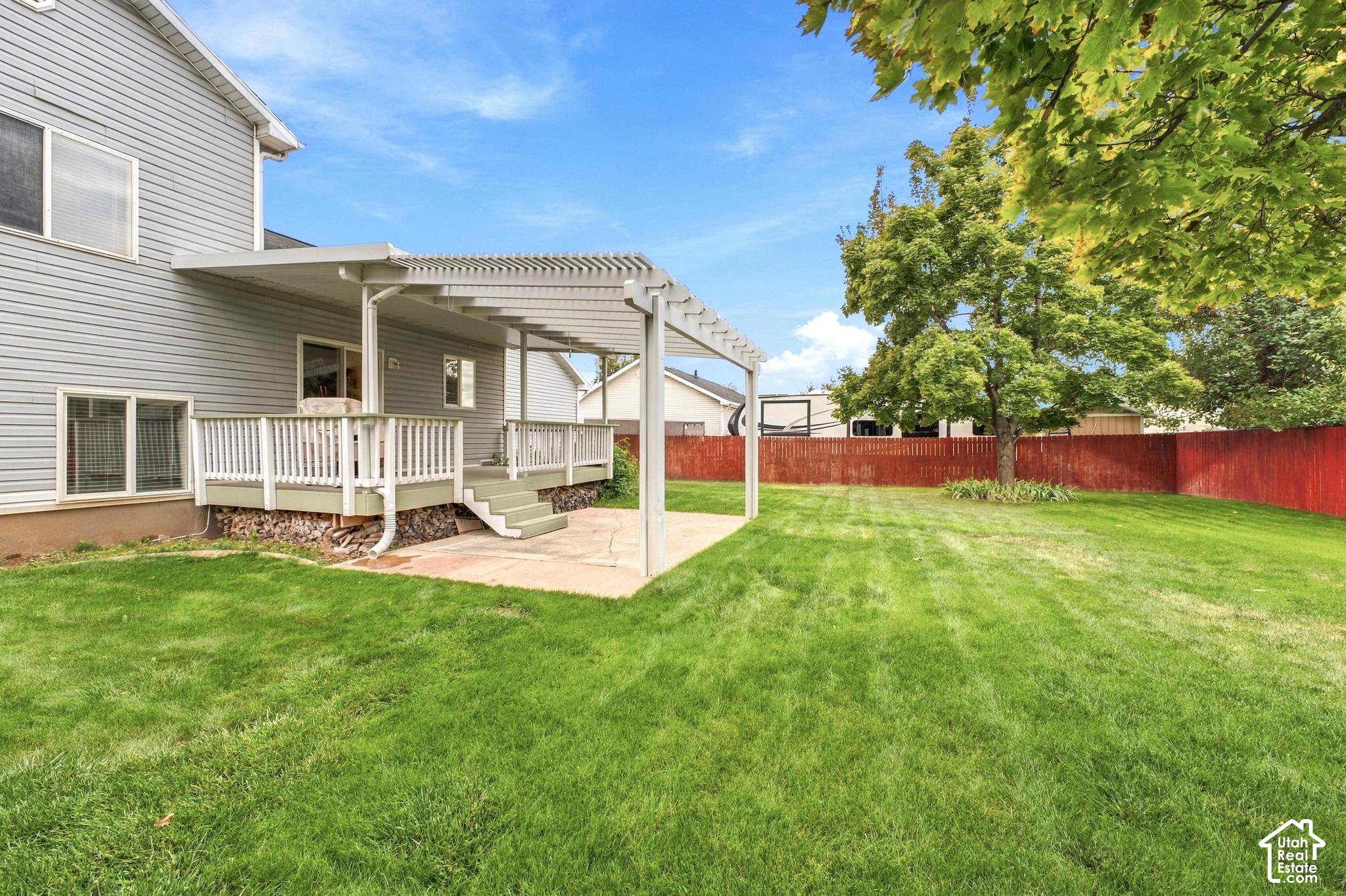 main property photo 24