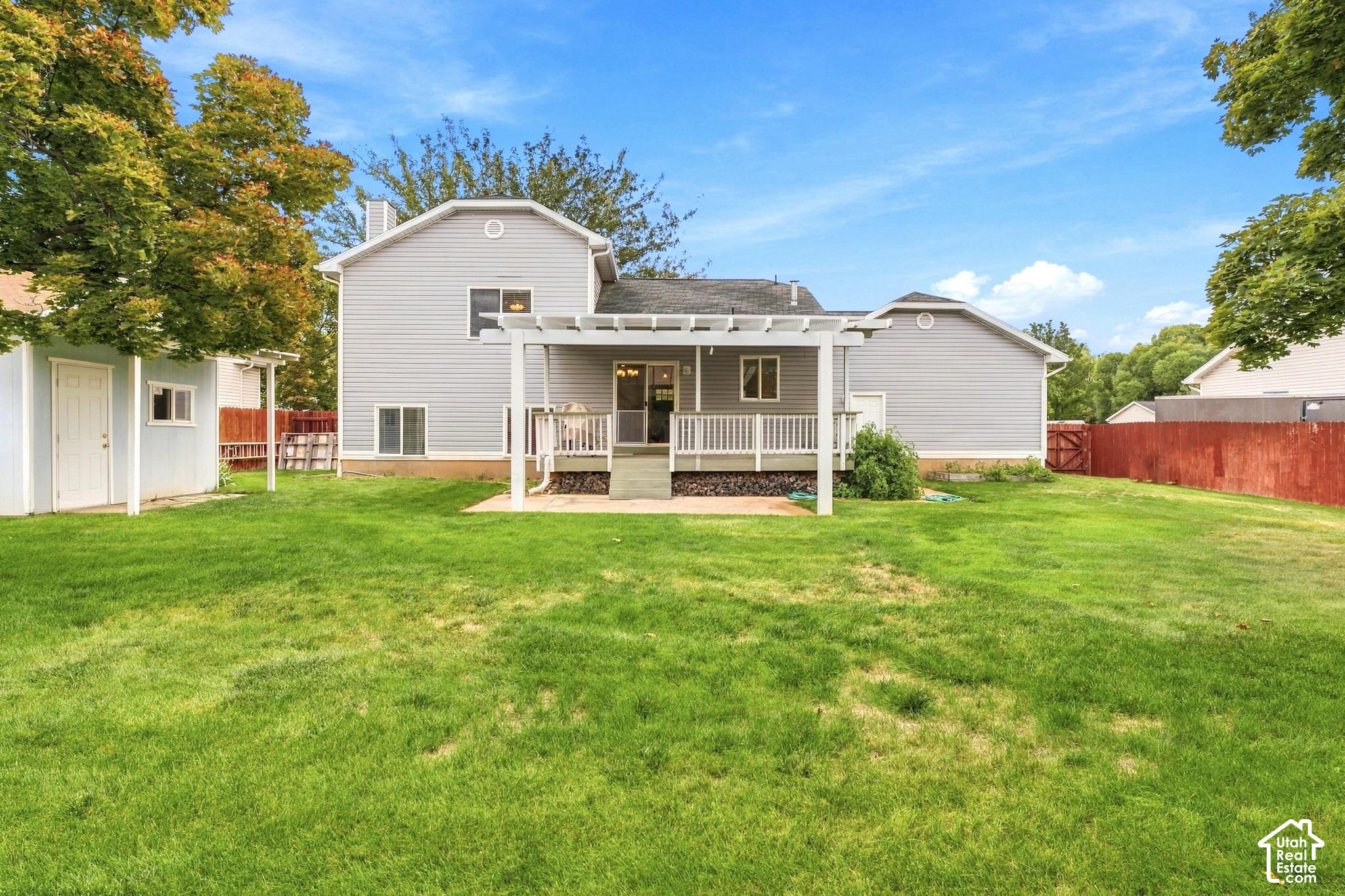 main property photo 26