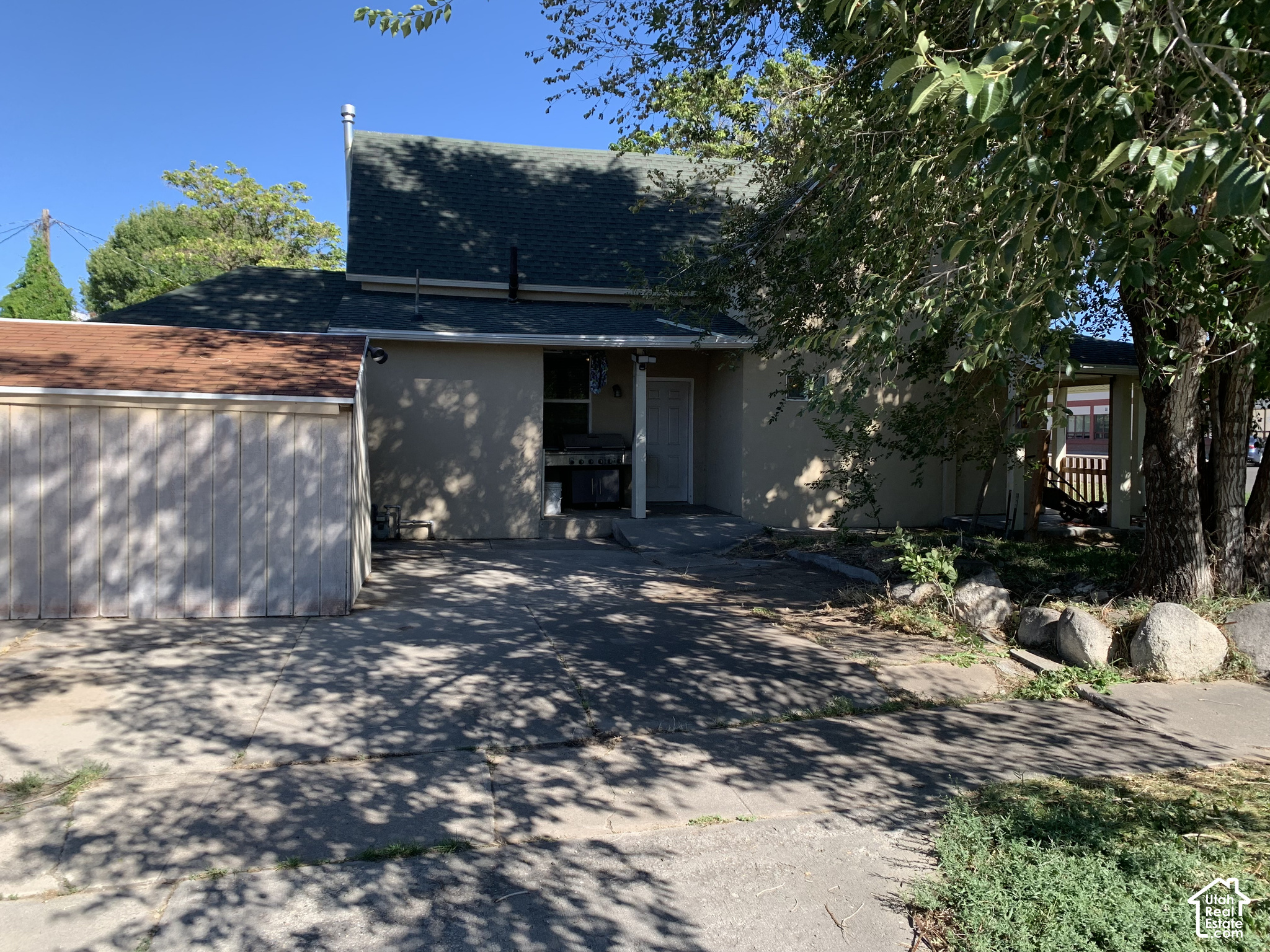 main property photo 14