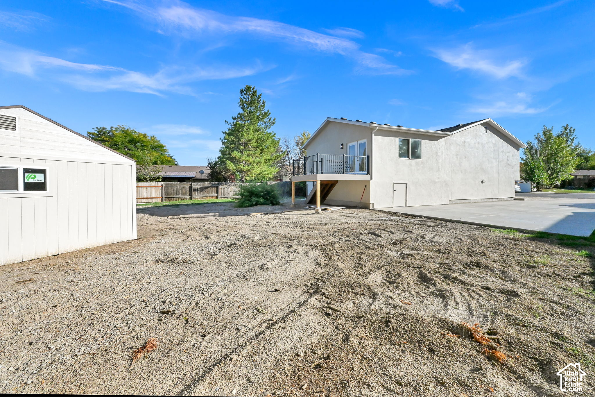 main property photo 19
