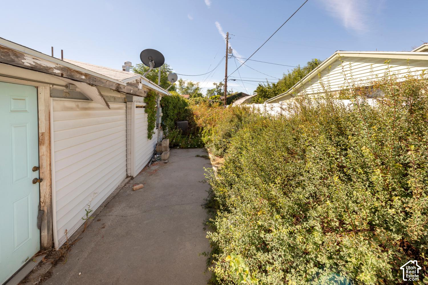 main property photo 18