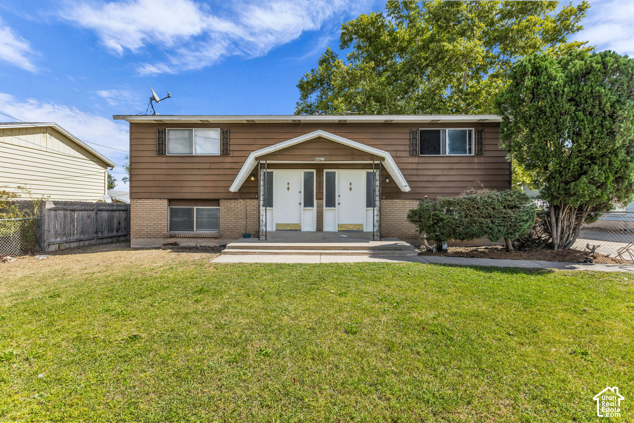 main property photo 23