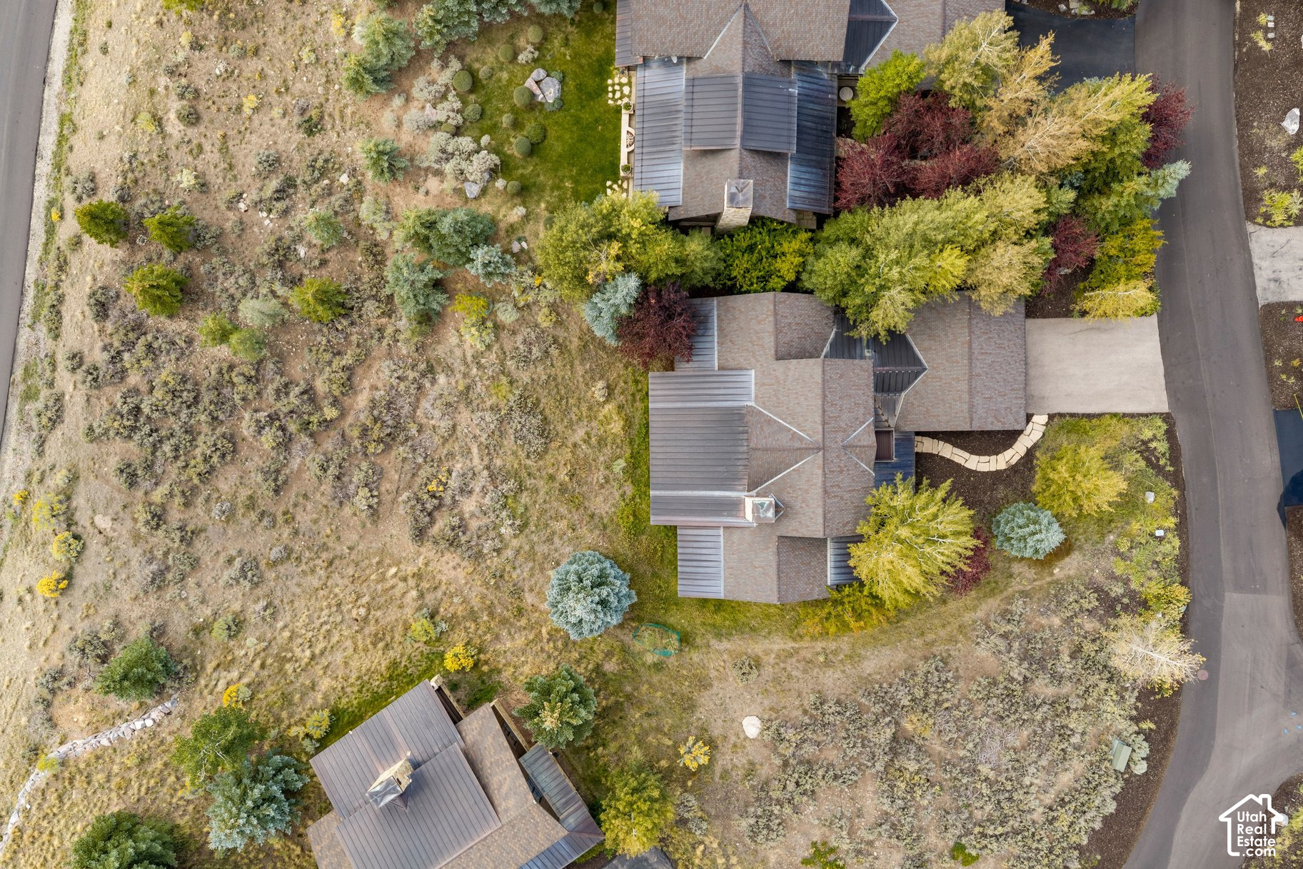main property photo 74