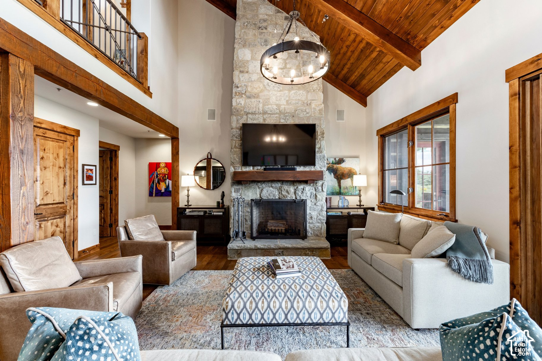 main property photo 76