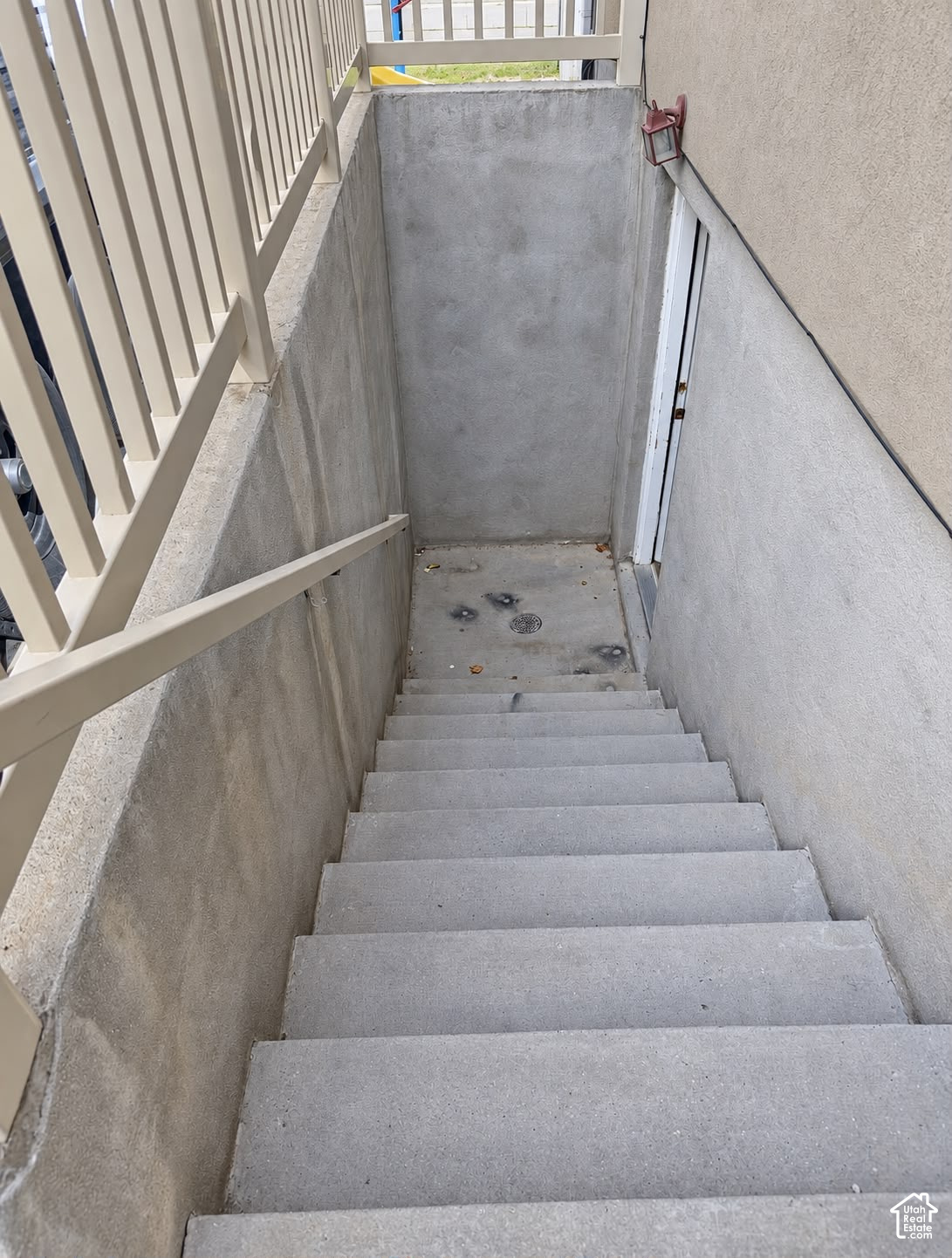 main property photo 44