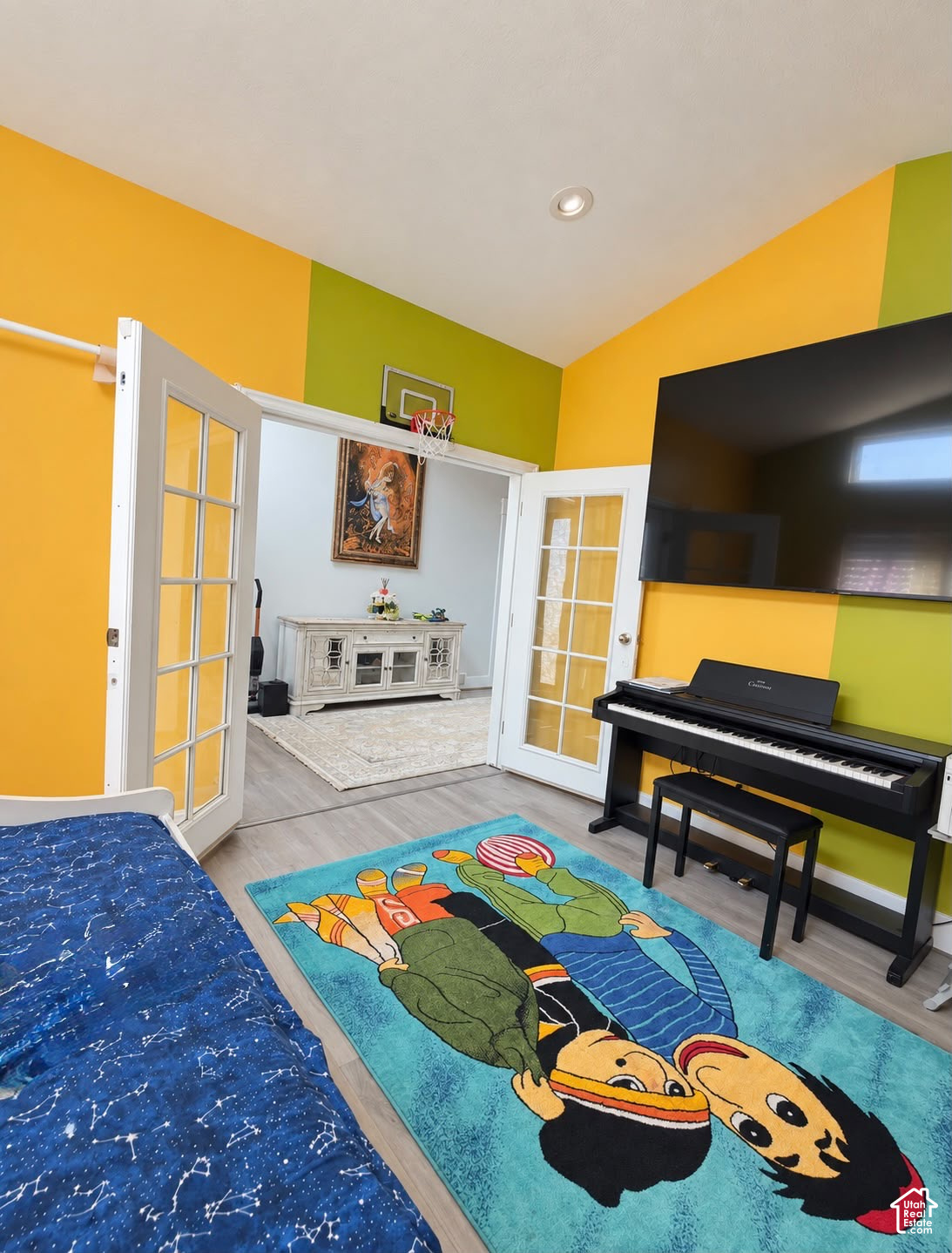 main property photo 6