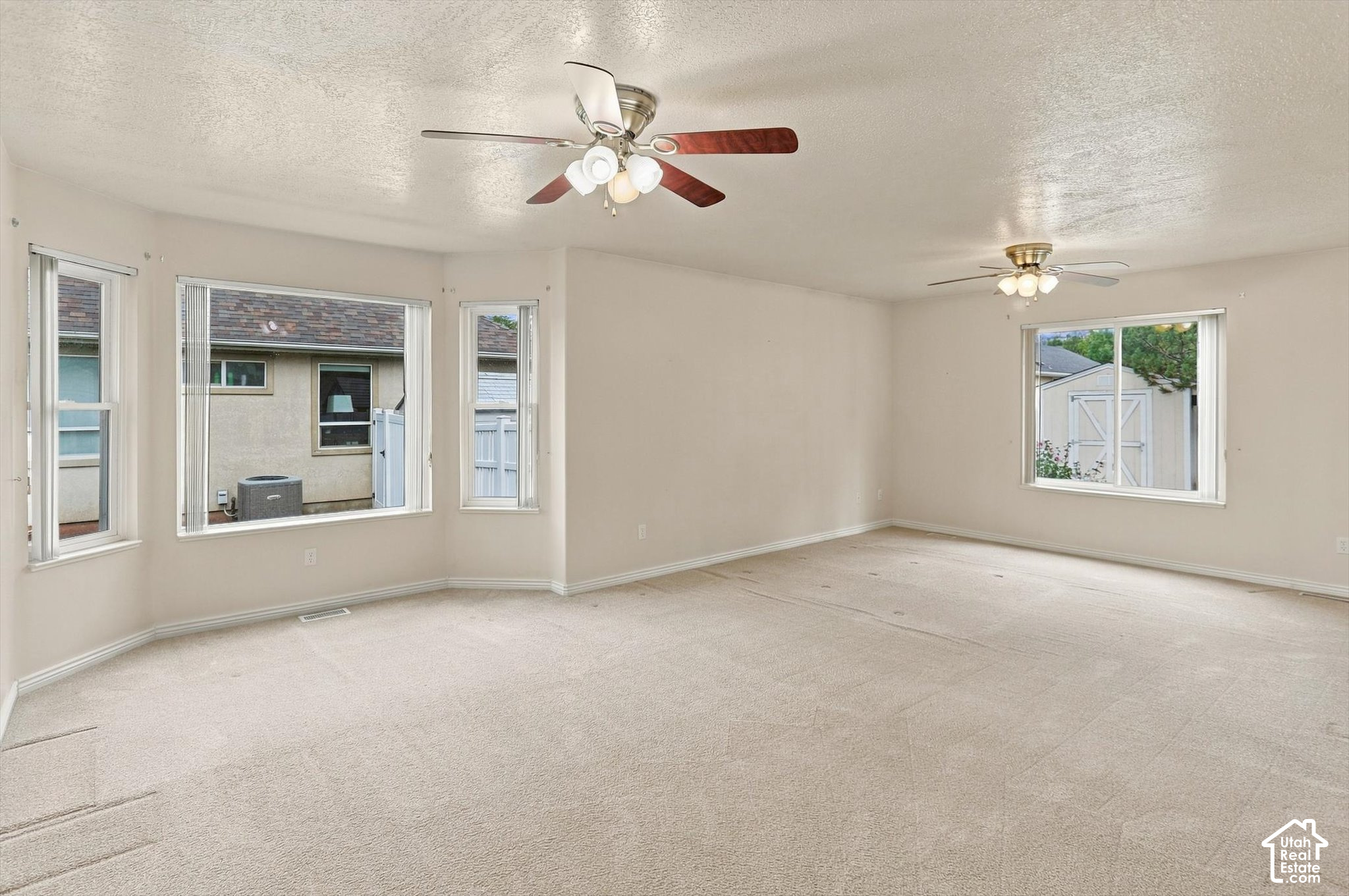 property viewer photo 20