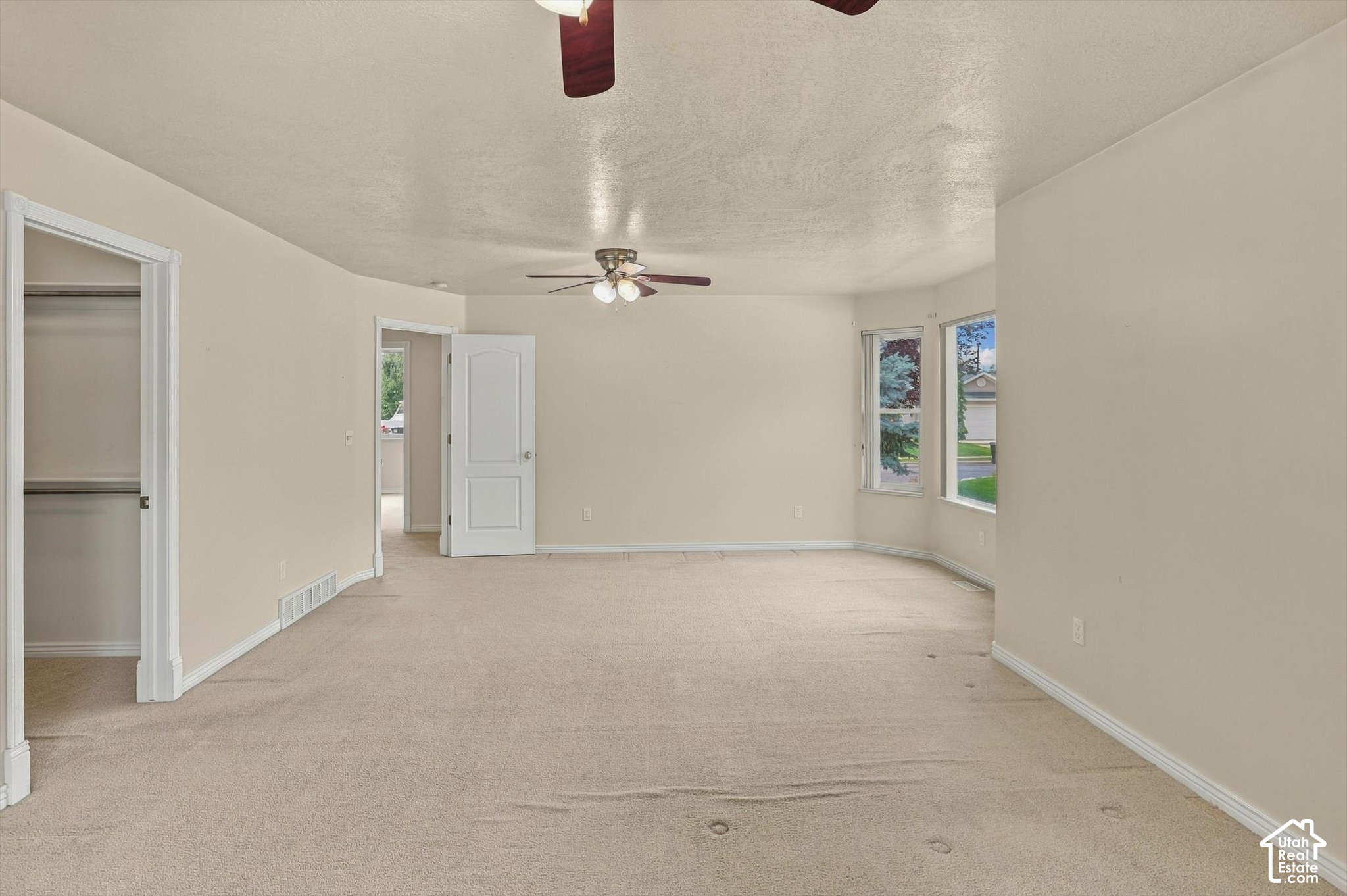 property viewer photo 22