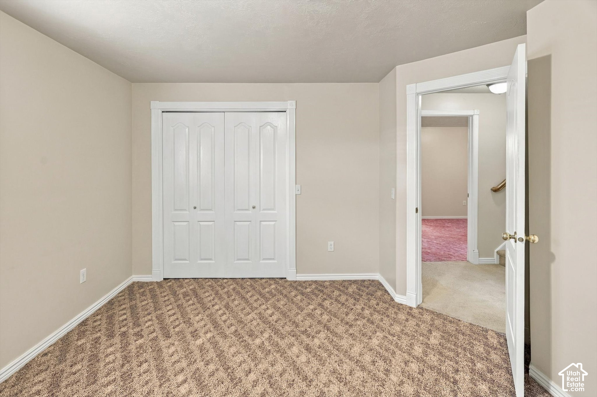 property viewer photo 31