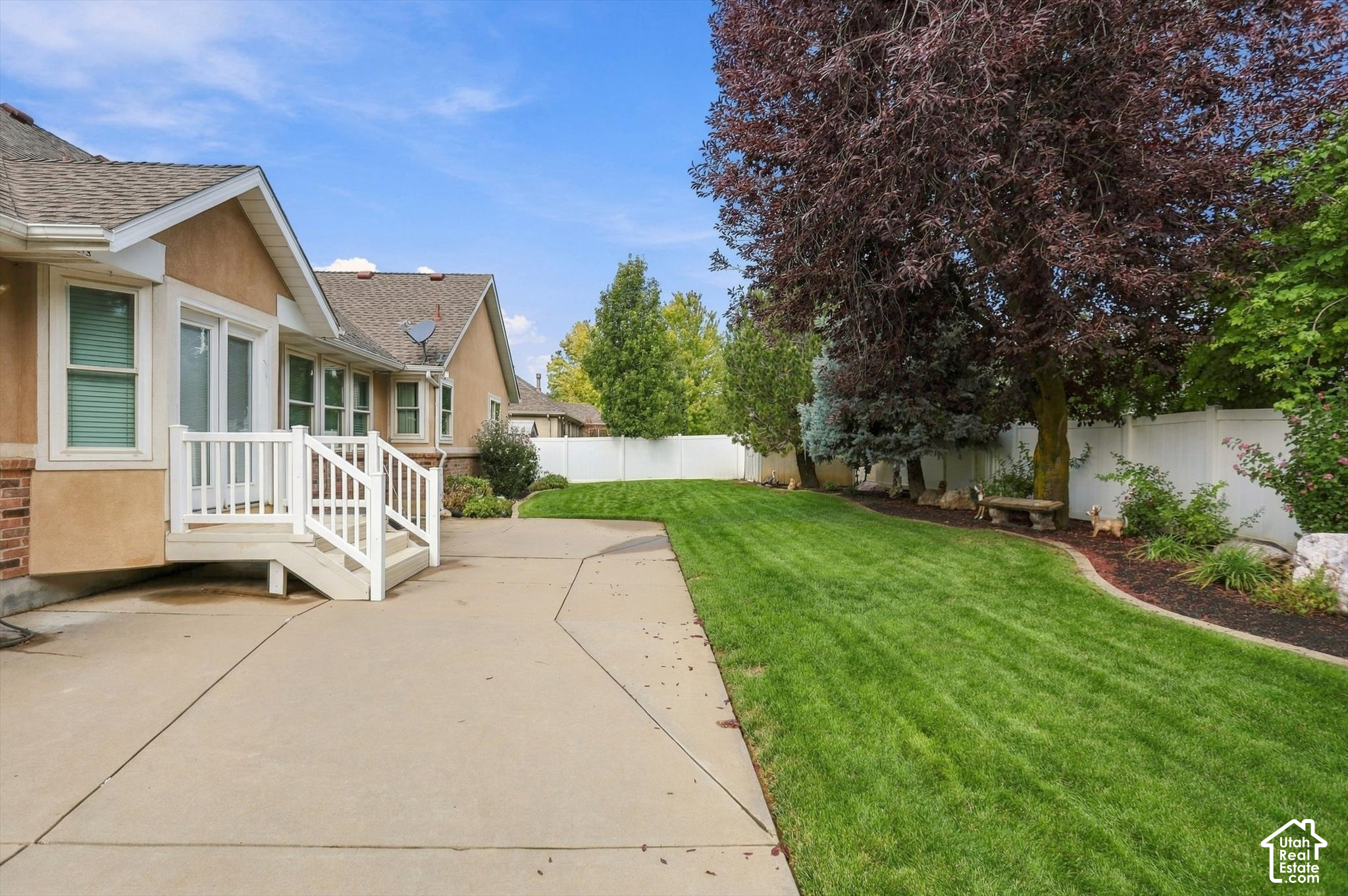 property viewer photo 44