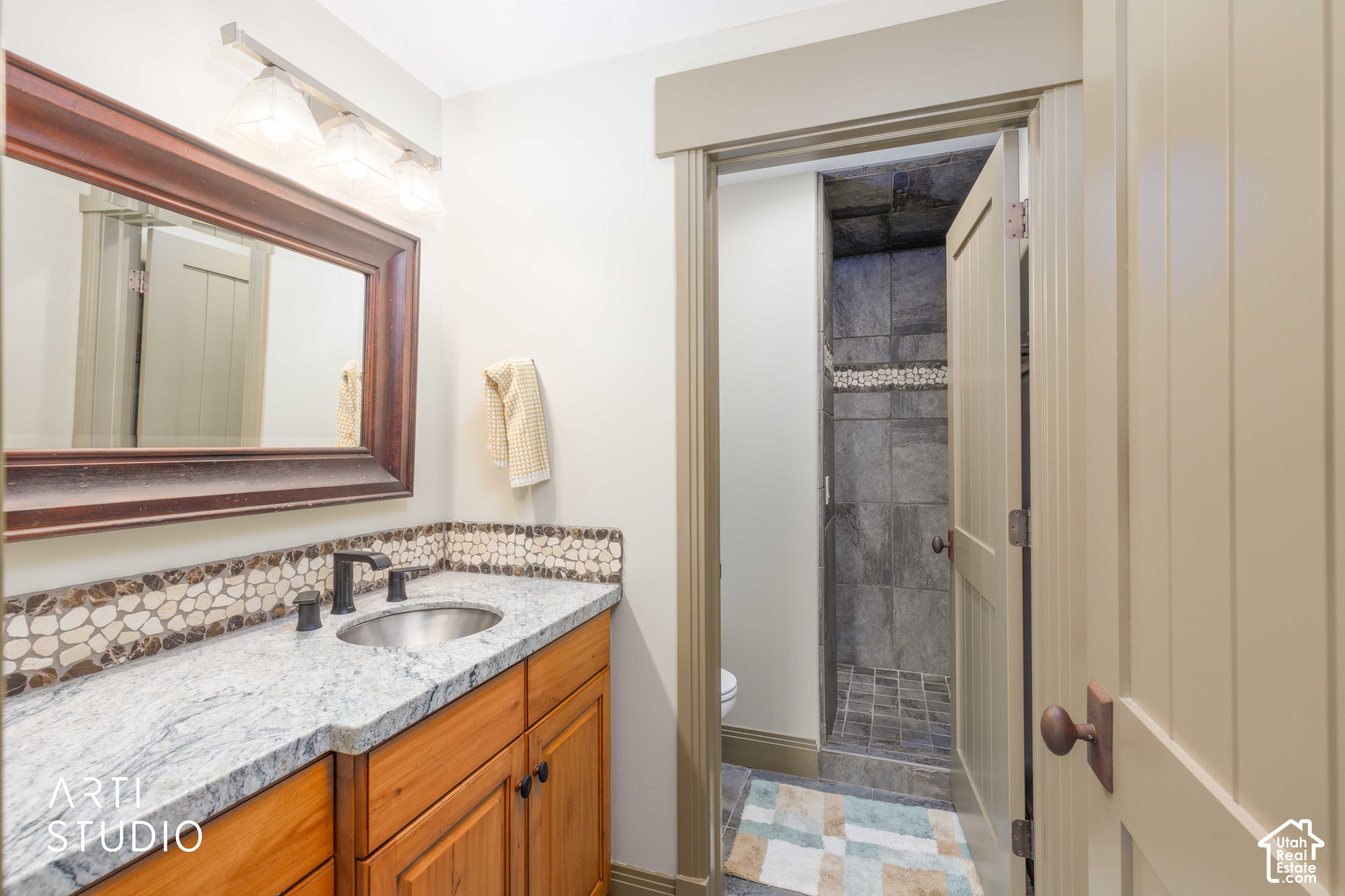 main property photo 60