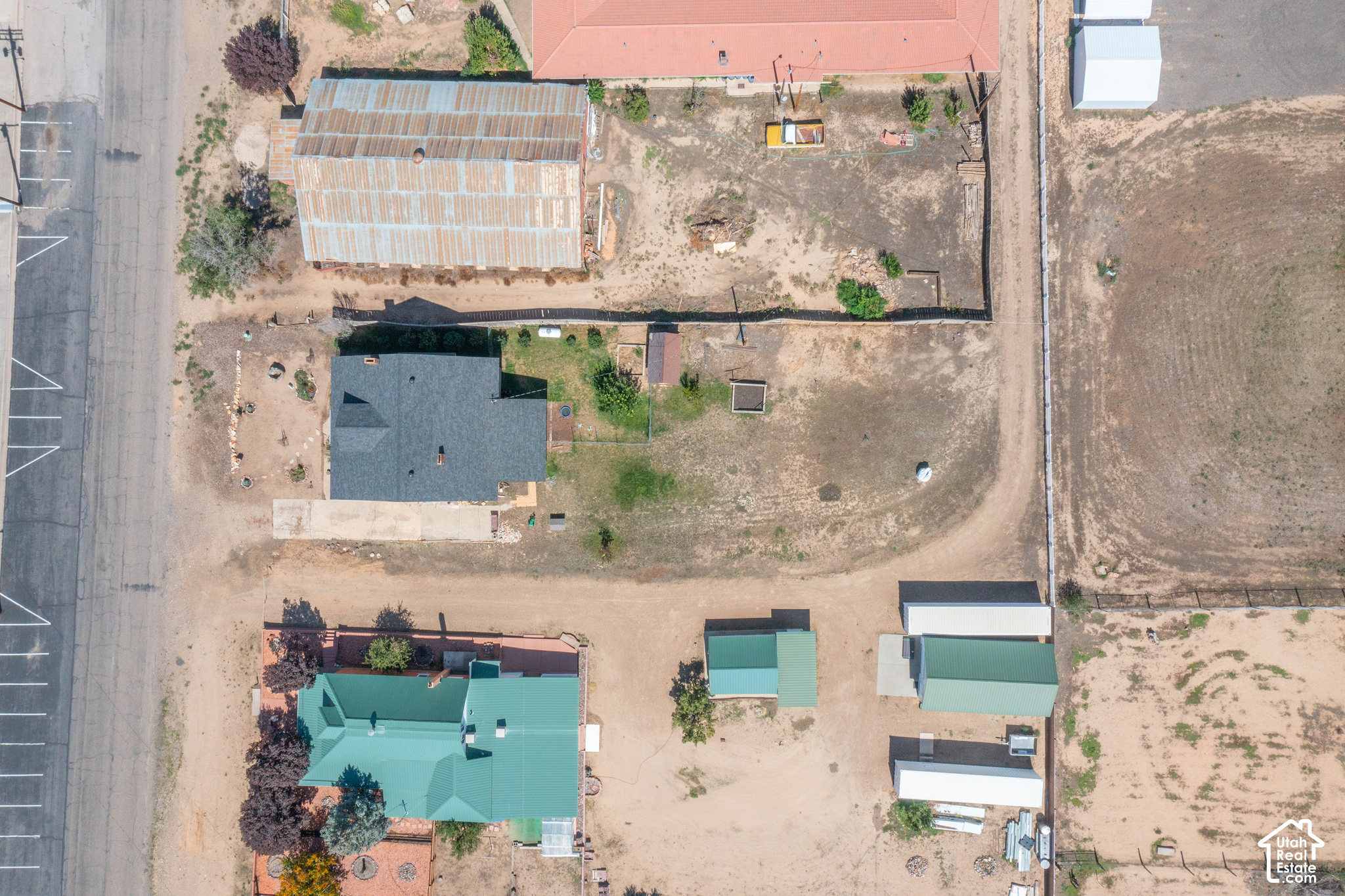 main property photo 4