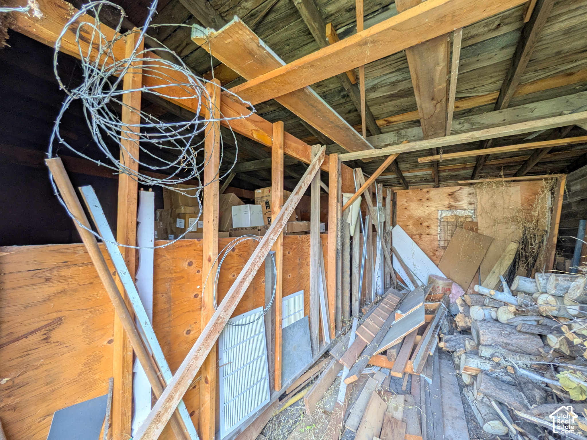 main property photo 45