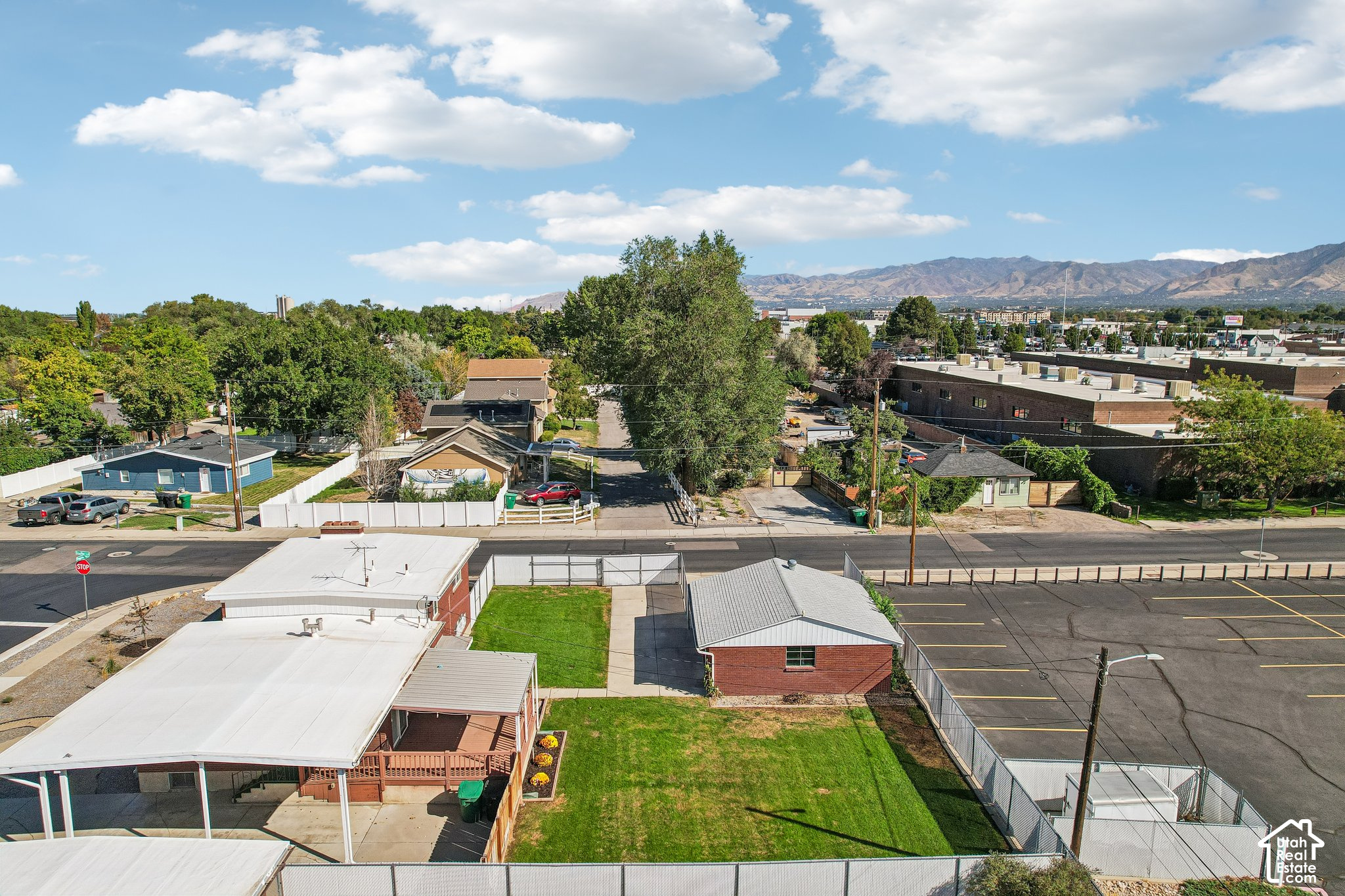 main property photo 41