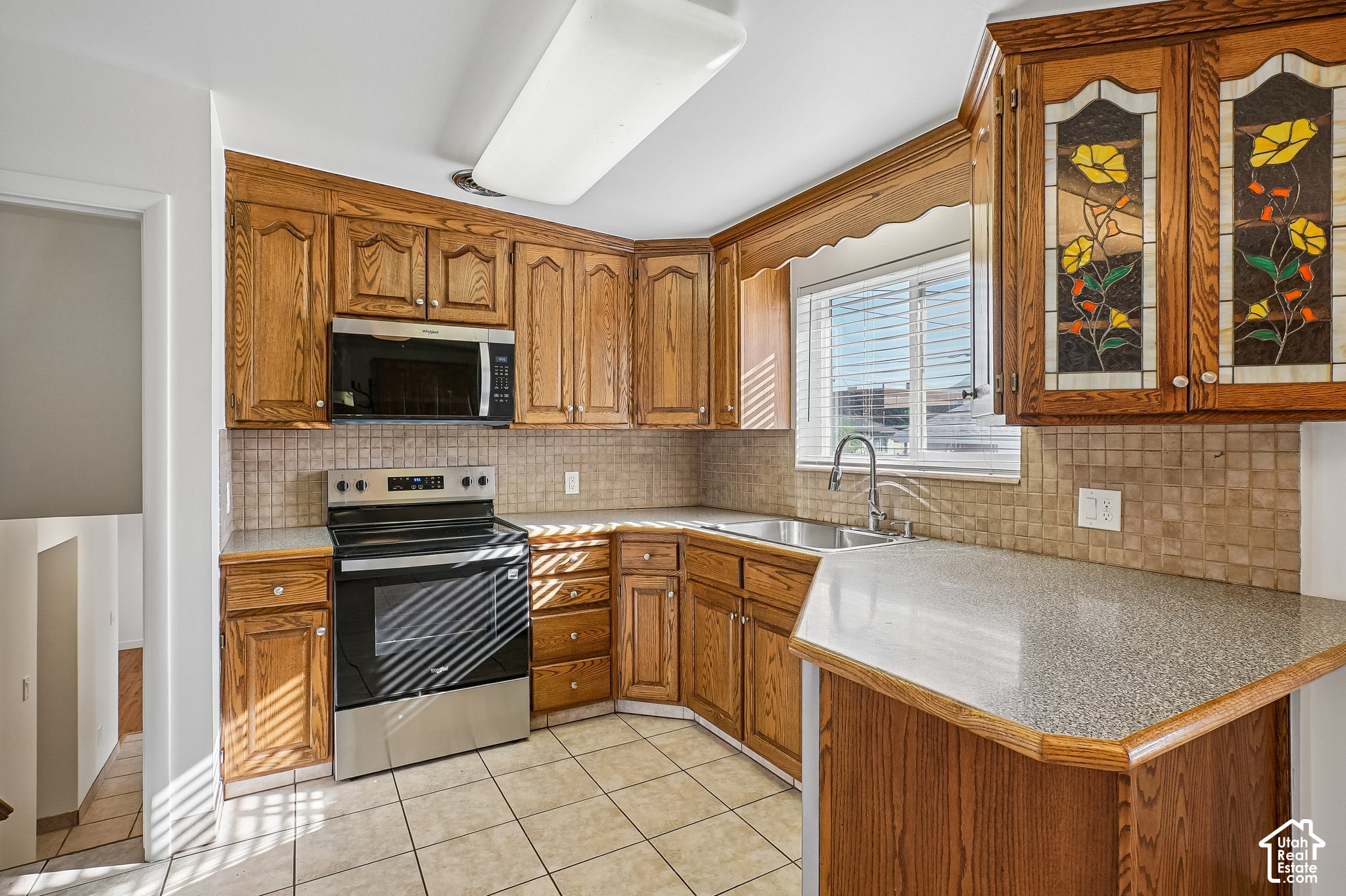 main property photo 8
