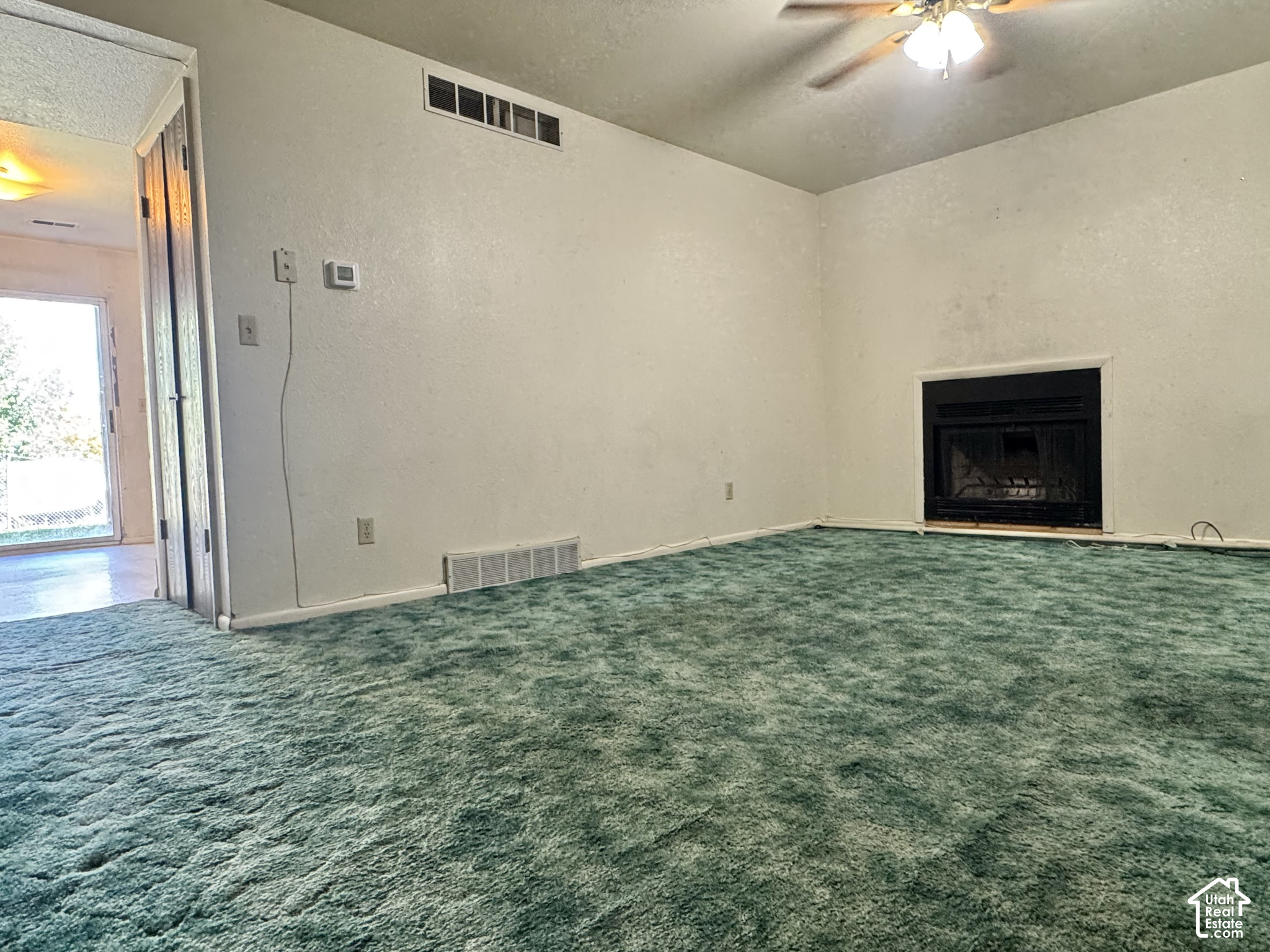 property viewer photo 1