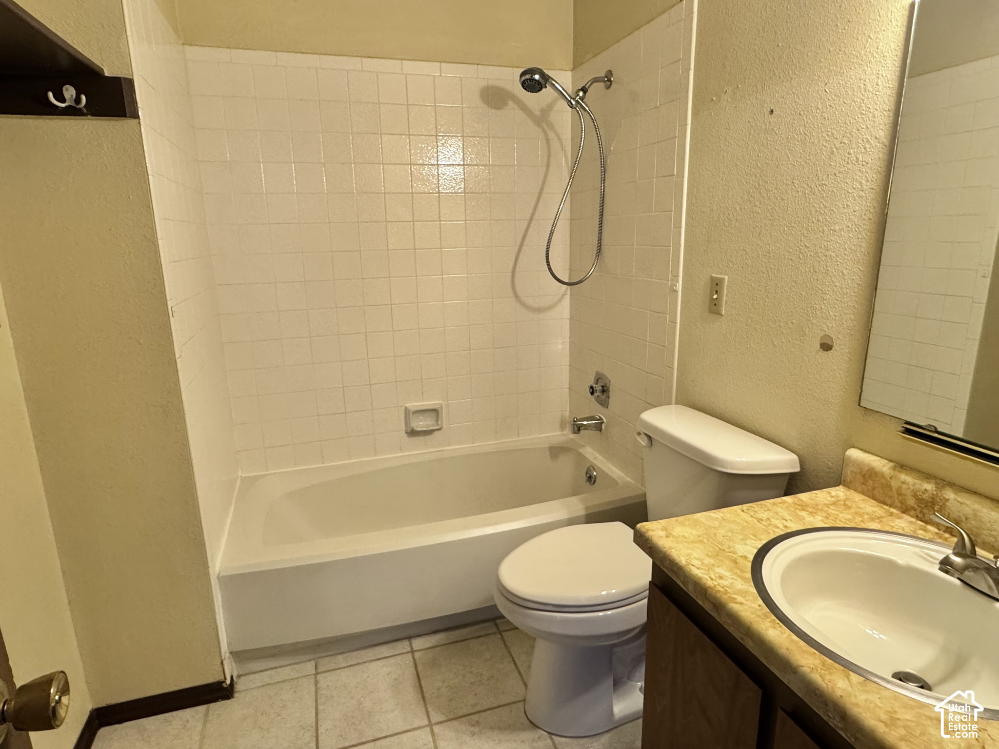 property viewer photo 10